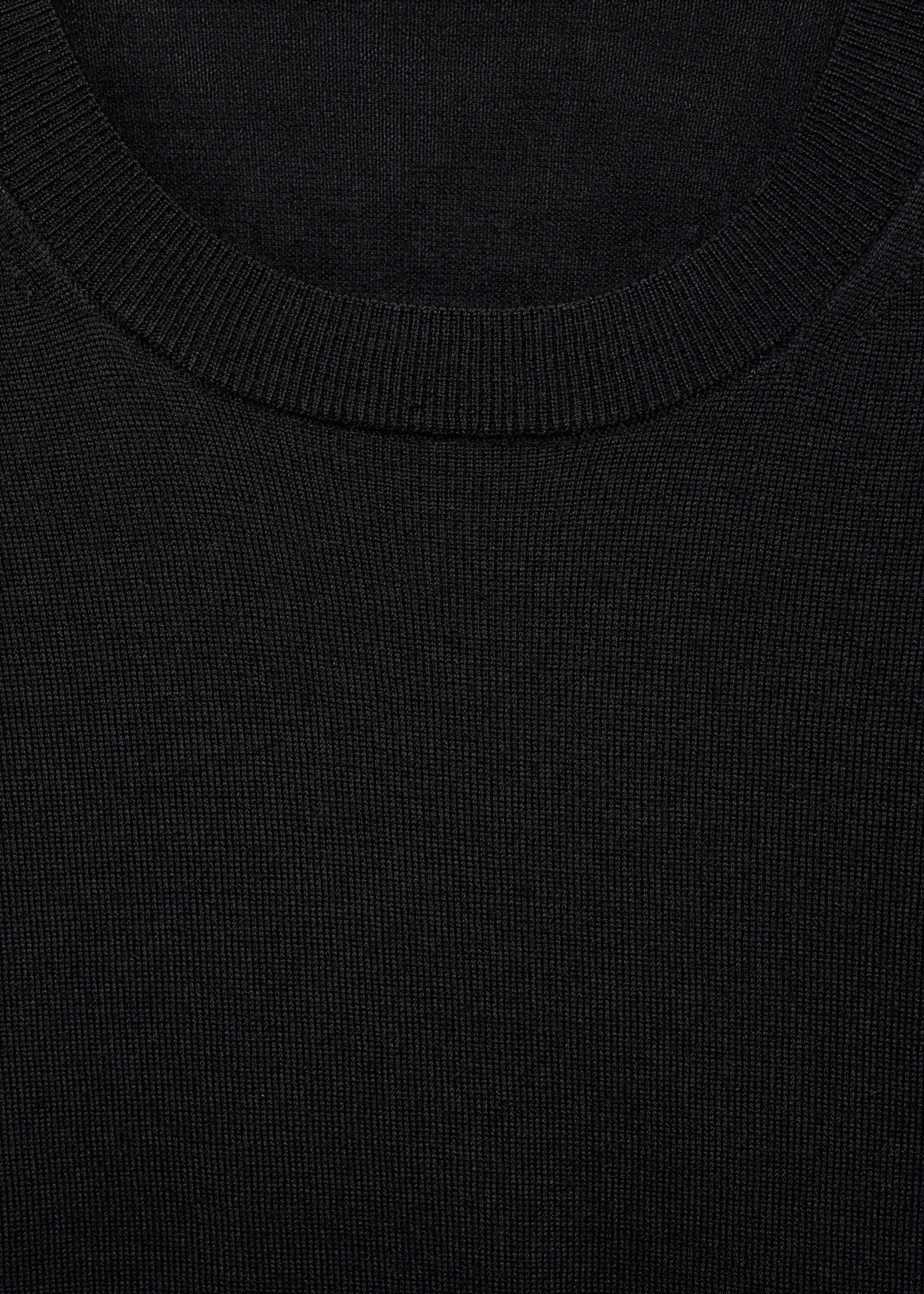 100% merino wool sweater - Details of the article 8, Black. Ref: 87000616-00.