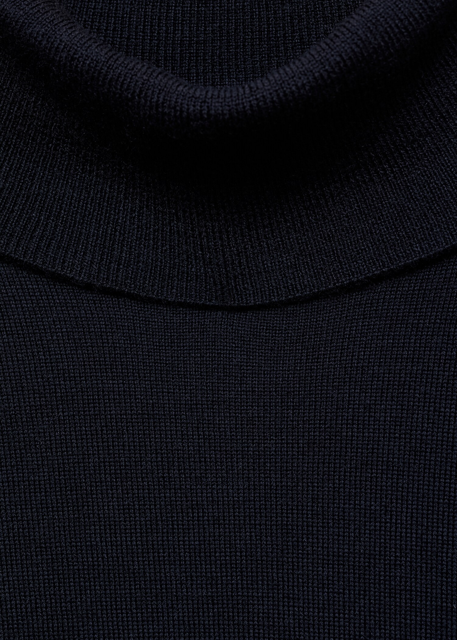 Jersey 100% lana merino cuello alto - Detalle del artículo 8