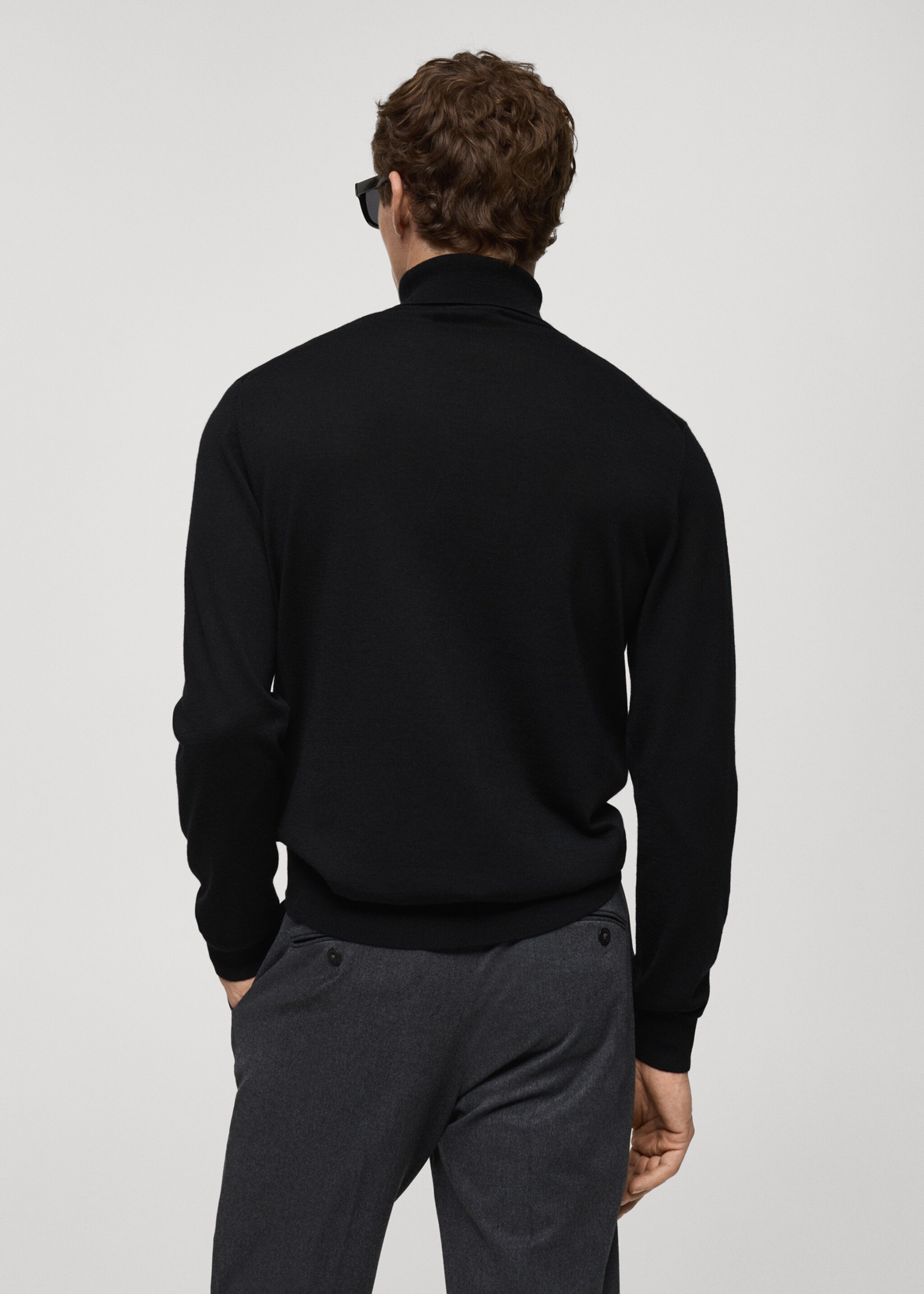 100% merino wool turtleneck sweater - Reverse of the article, Black. Ref: 87000619-00.