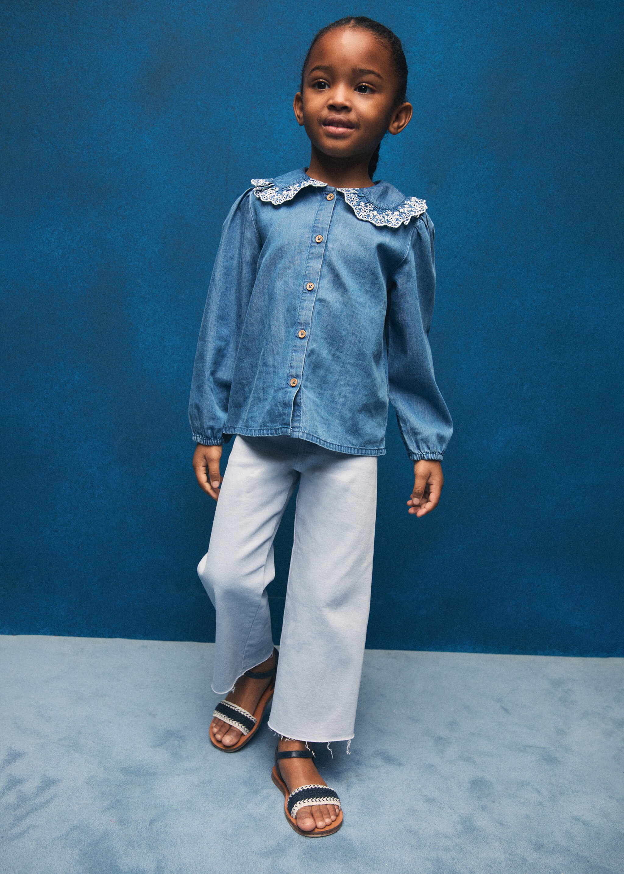 Seamless jeans with frayed hem - Details of the article 5, Sky Blue. Ref: 87000622-00.