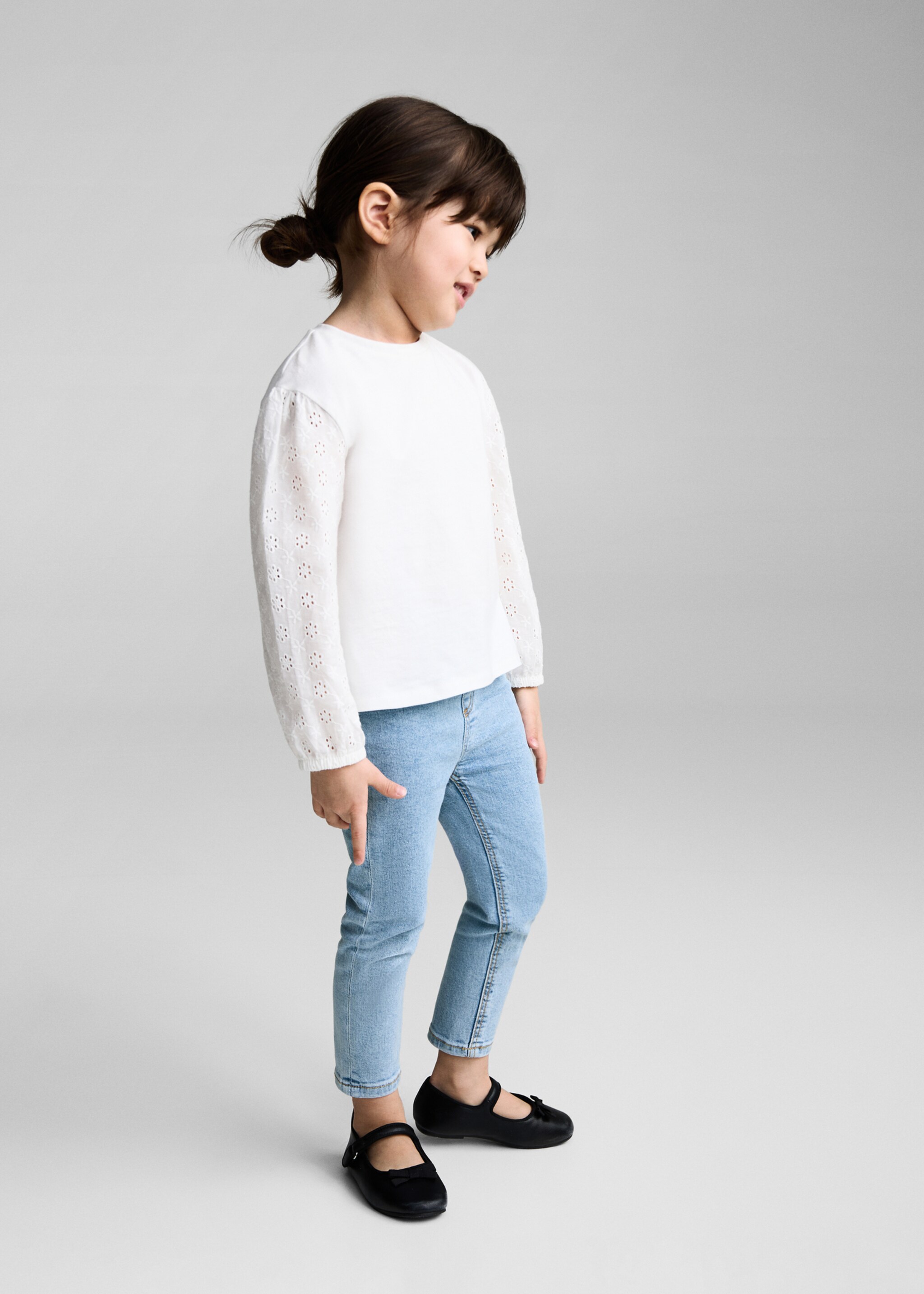 Jean taille élastique - Détail de l'article 2, Bleu clair. Ref: 87000627-00.