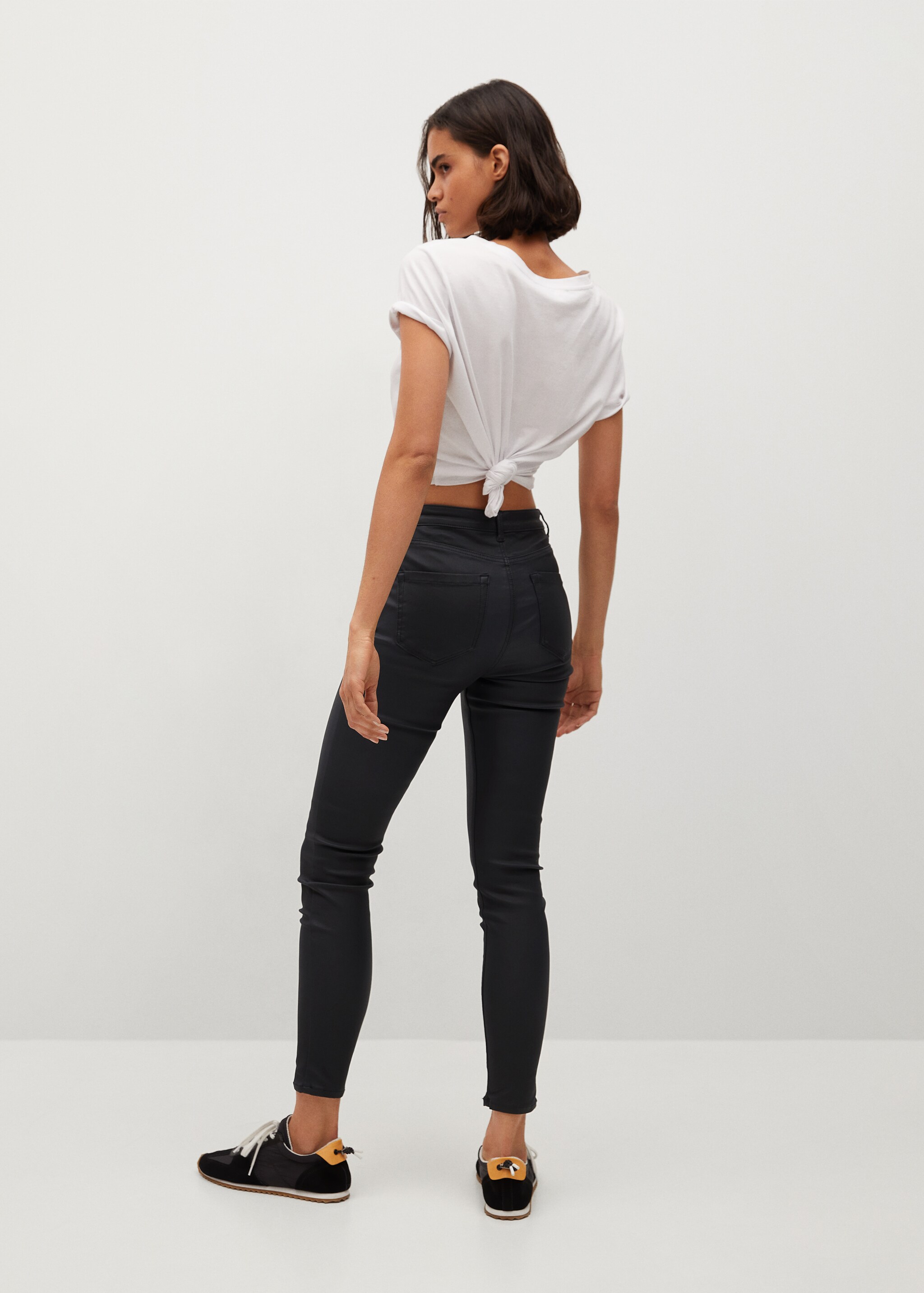 Jeans skinny tiro alto Noa encerado - Reverso del artículo
