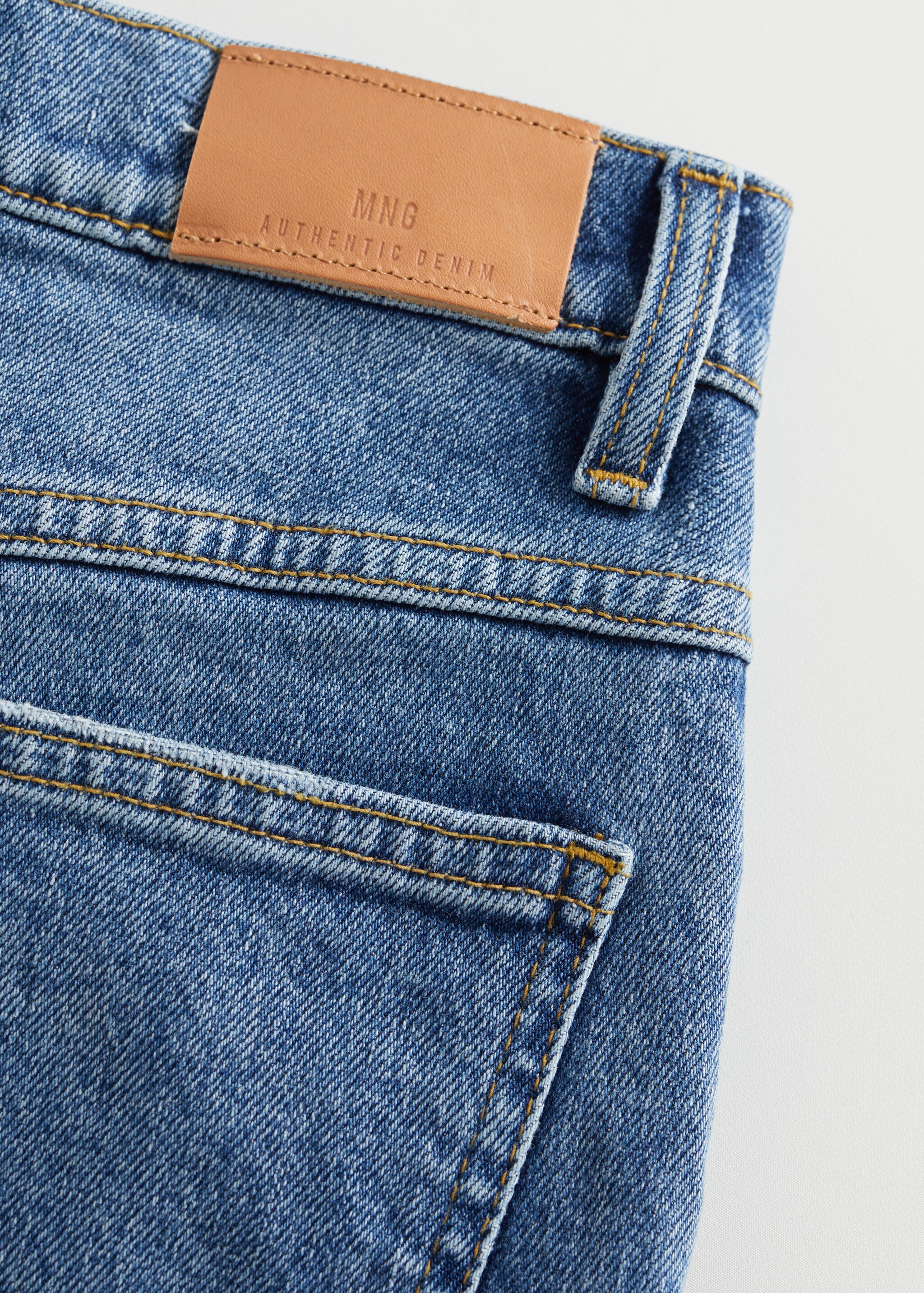Jeans Mom-fit - Detalle del artículo 0