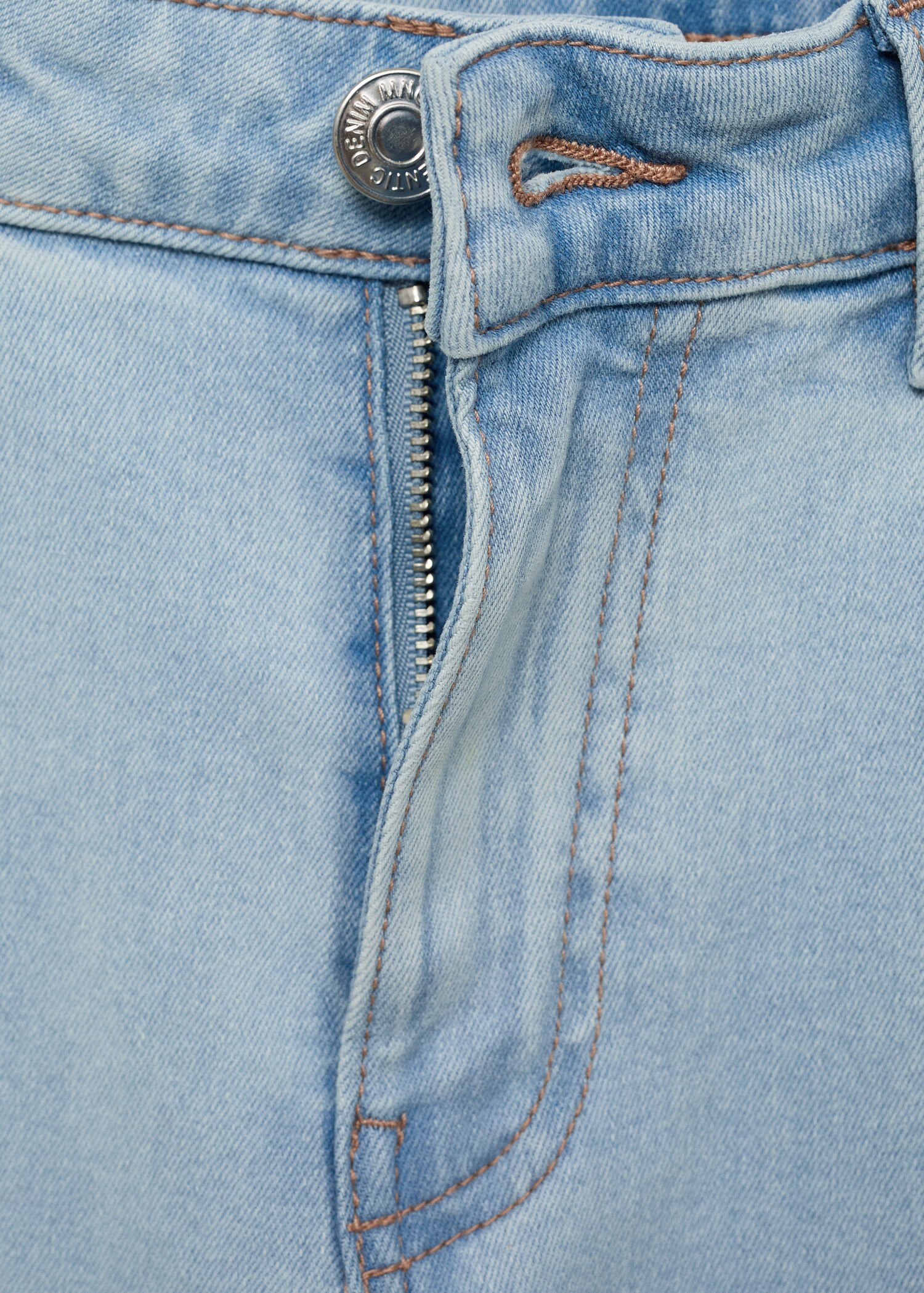 Crop flared jeans - Details of the article 8