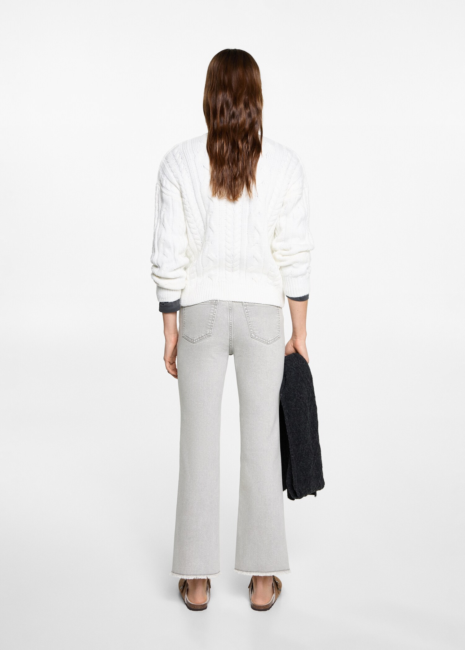 Crop flared jeans - Reverse of the article