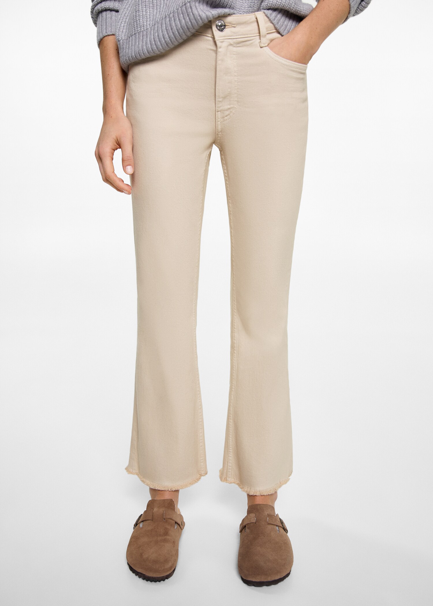 Crop flared jeans - Details of the article 6