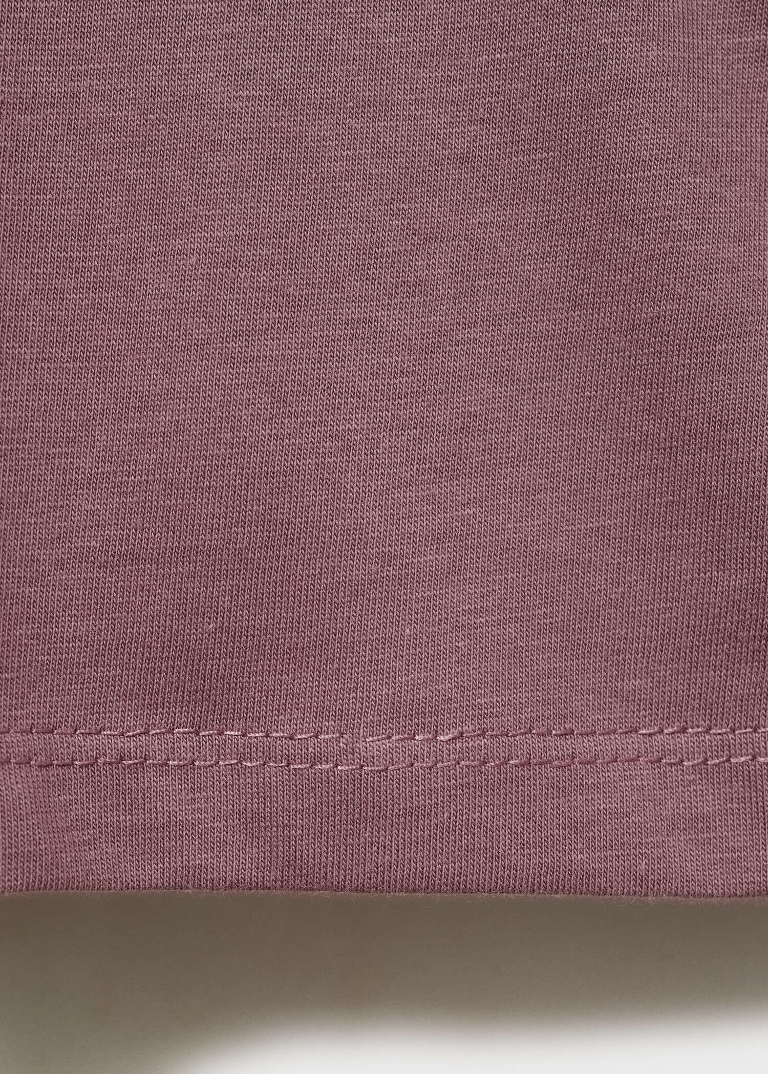 T-Shirt mit Schriftzug - Detail des Artikels 0