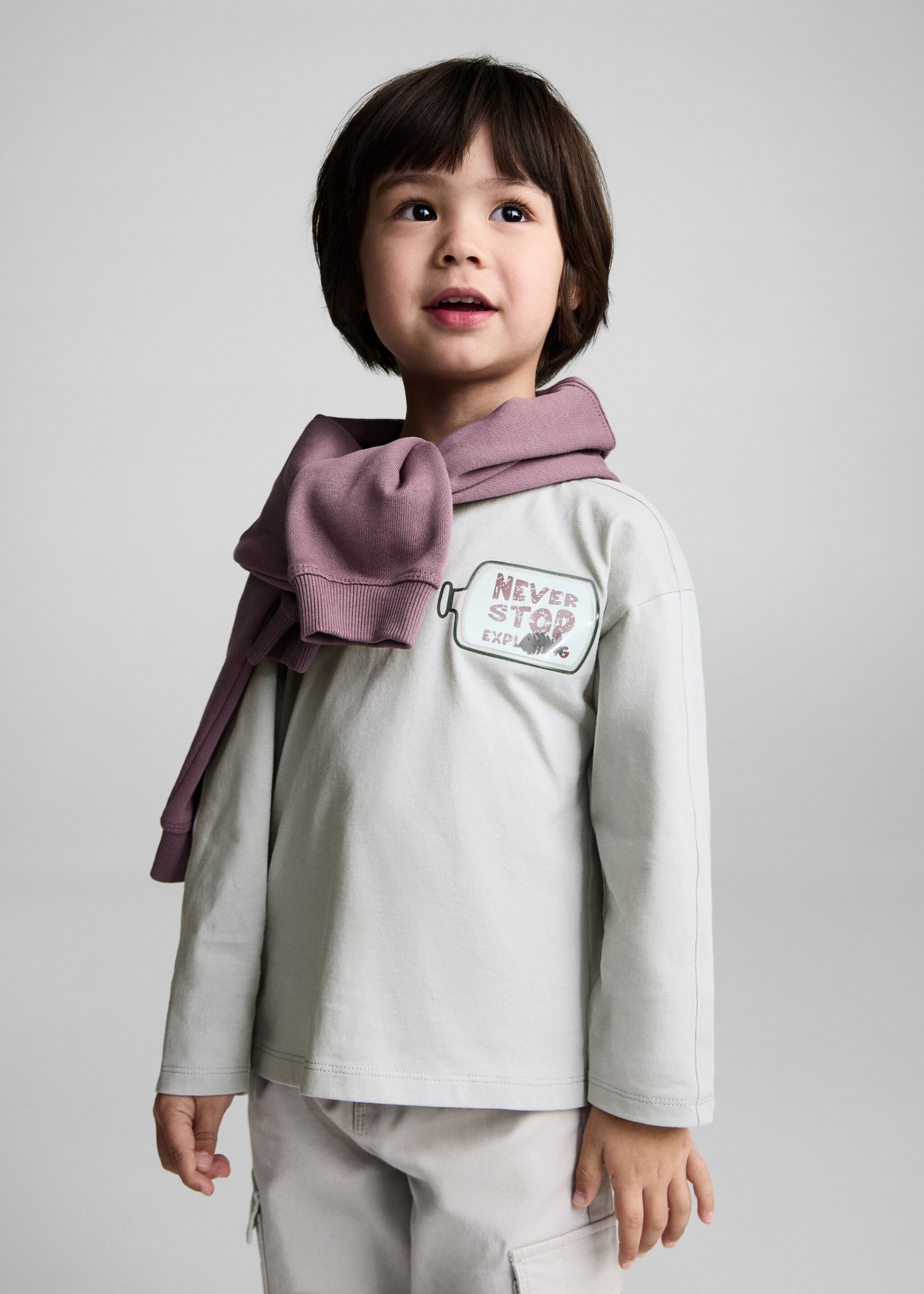 Samarreta missatge aplic decoratiu - Pla mig, Gris clar/pastel. Ref: 87001533-00.