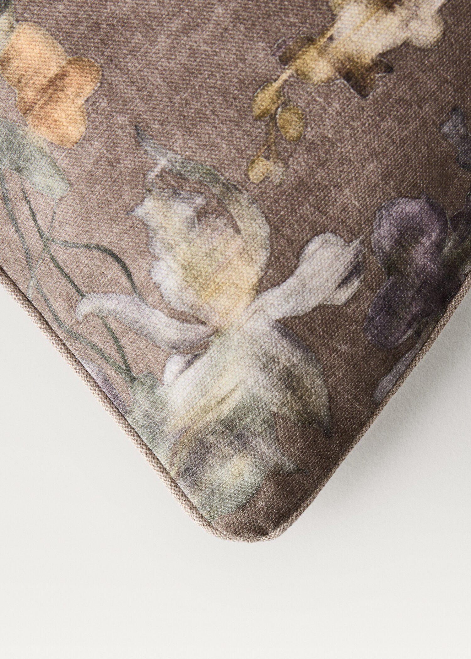 Cushion cover with floral-print trim 45x45 cm - Details of the article 3