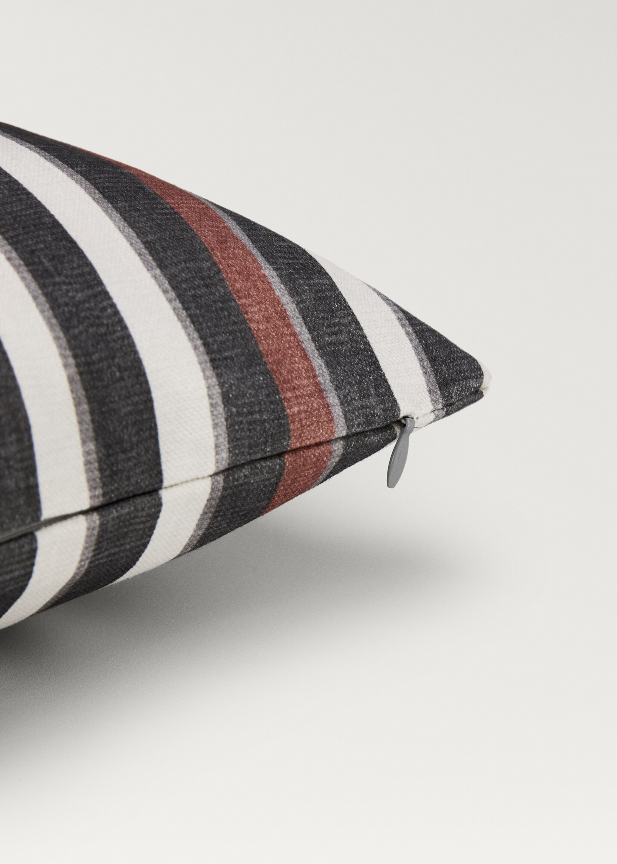 Cushion cover with printed stripes 40x60 cm - Details of the article 1, Light/Pastel Grey. Ref: 87002030-00.