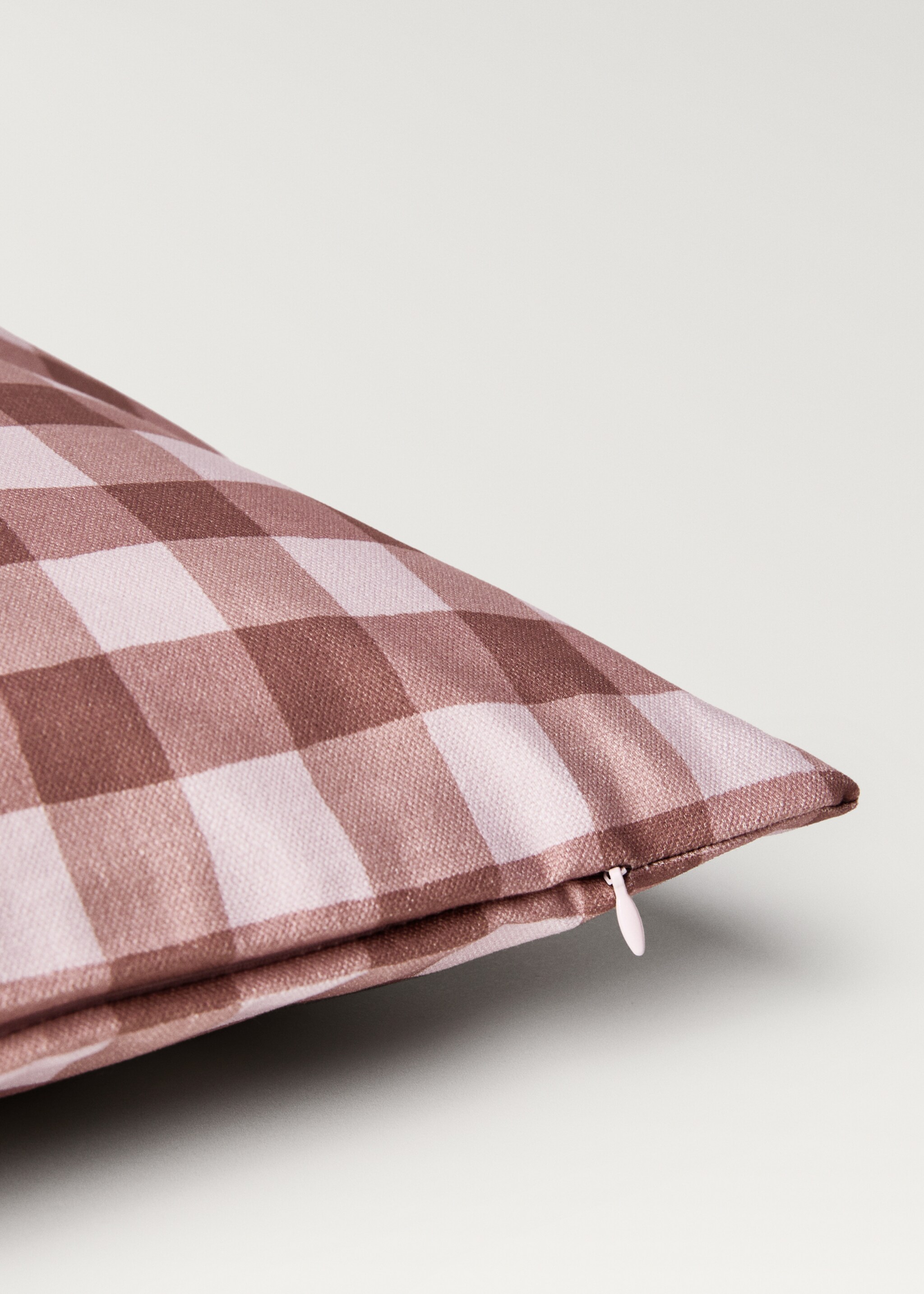 Cotton gingham check cushion cover 40x60 cm - Details of the article 1, Pink. Ref: 87002032-00.