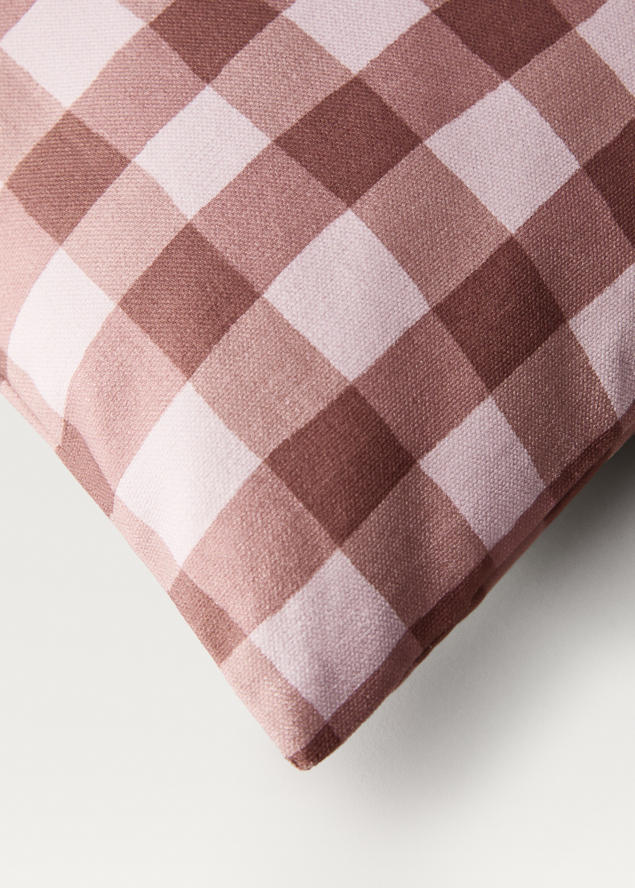 Cotton gingham check cushion cover 40x60 cm - Details of the article 2, Pink. Ref: 87002032-00.