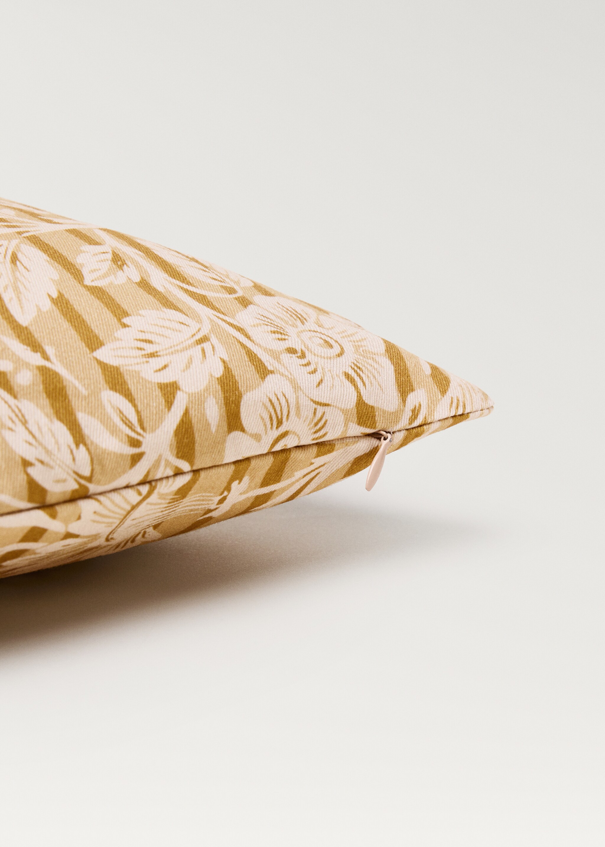 Housse de coussin imprimé à fleurs et rayures 30x50 cm - Détail de l'article 2, Vert pomme. Ref: 87002033-00.