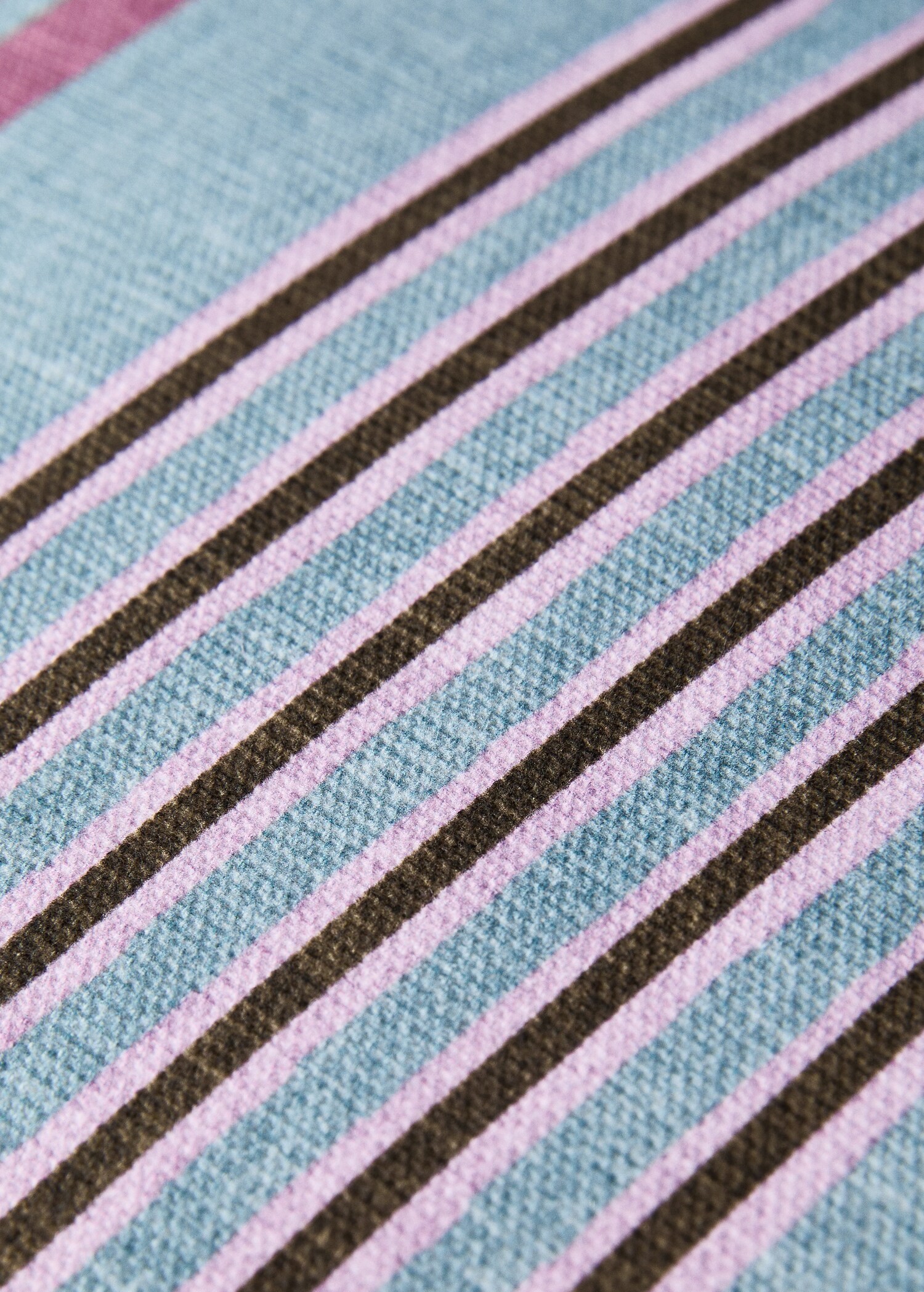 Kuddfodral med konstrasterande kant och flerfärgade ränder 40x60 cm - Detaljer om artikeln 1