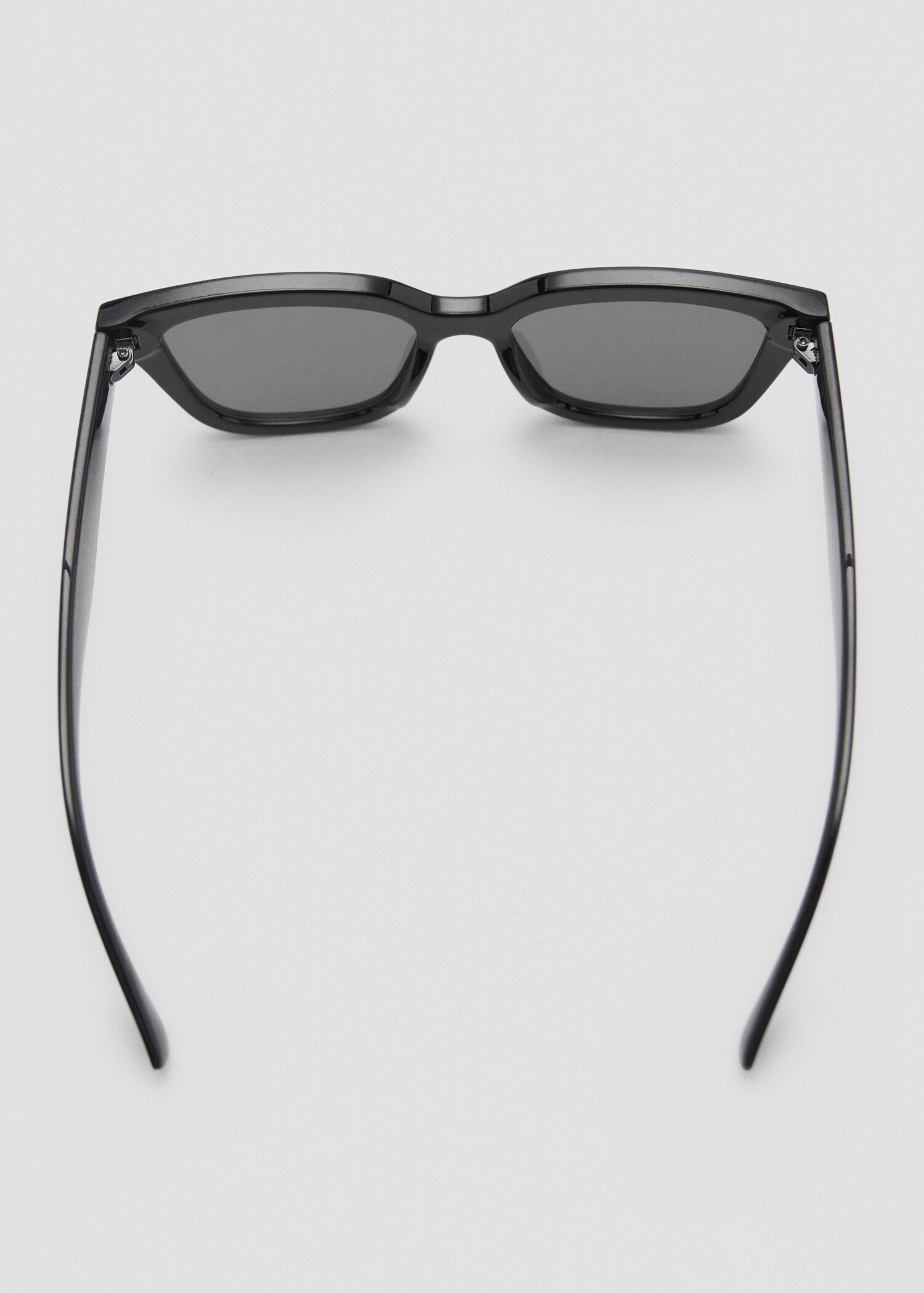 Resin frame sunglasses - Details of the article 1