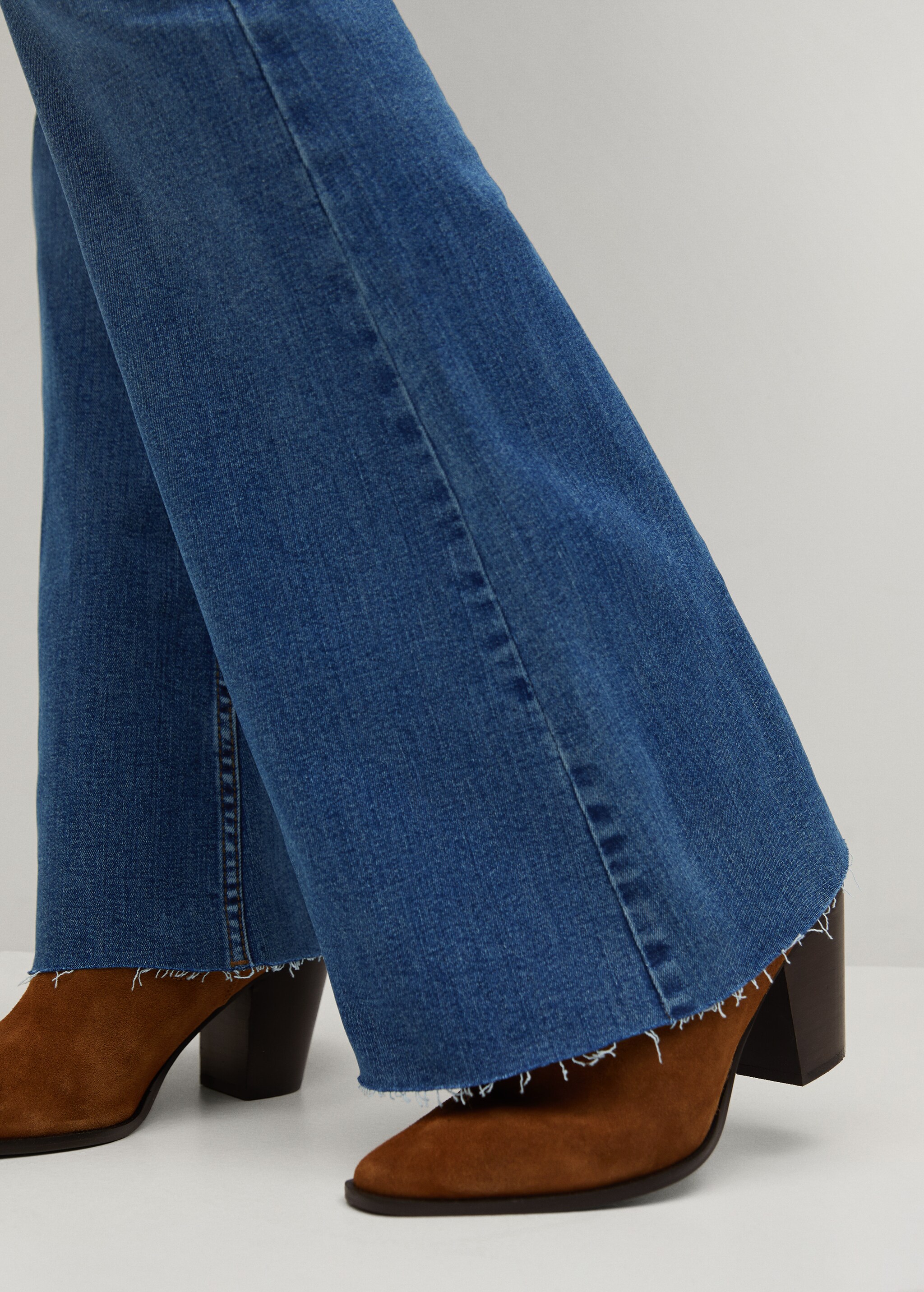 Jeans Flare tiro medio - Detalle del artículo 3