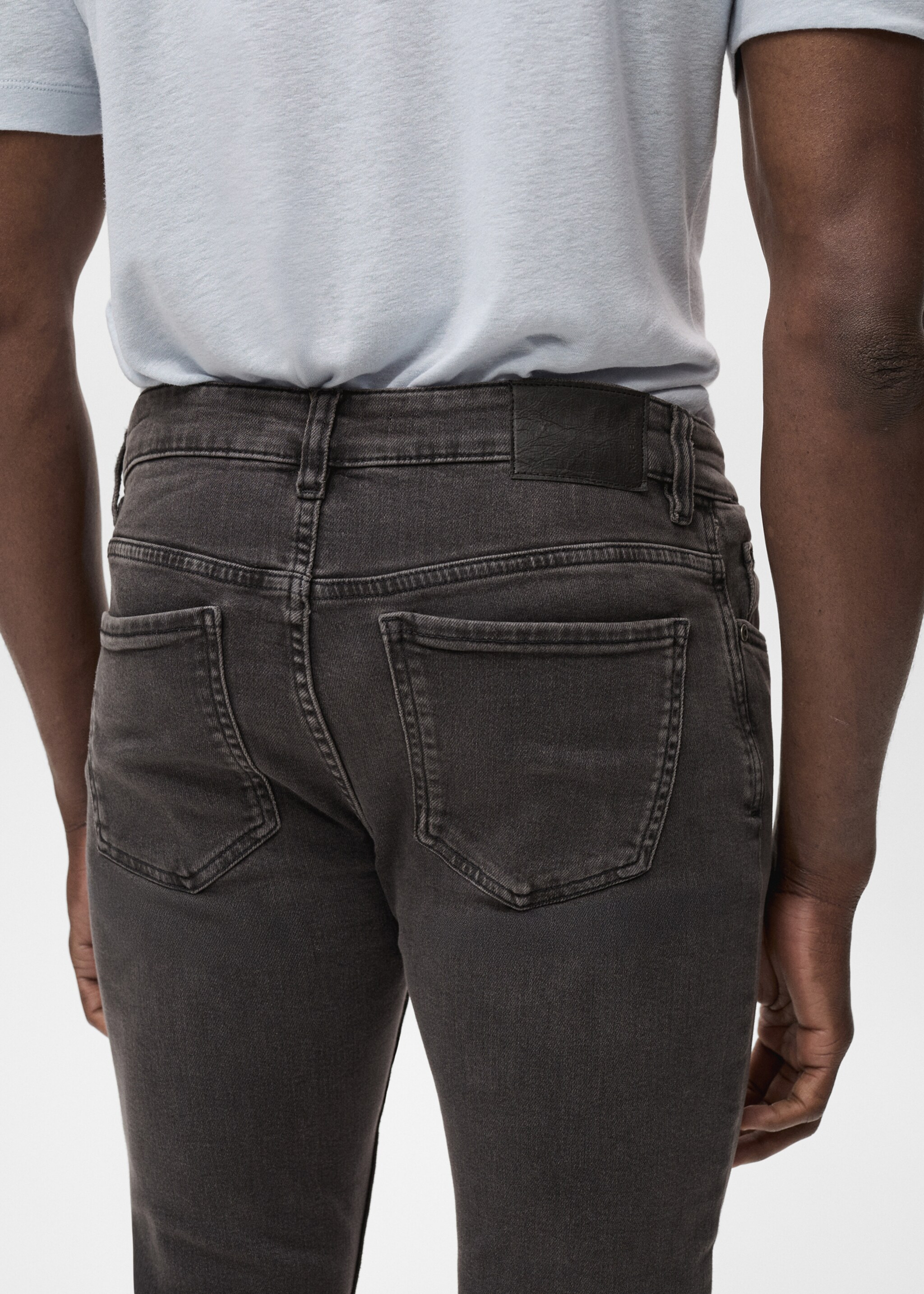 Jude skinny-fit jeans - Details of the article 2, Open Grey. Ref: 87002899-00.