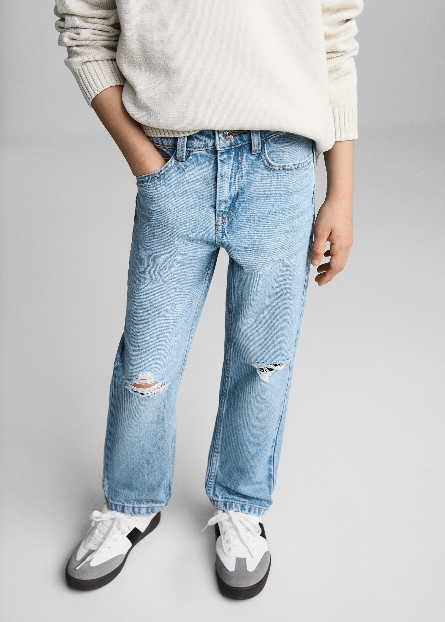 Decorative ripped jeans - Medium plane