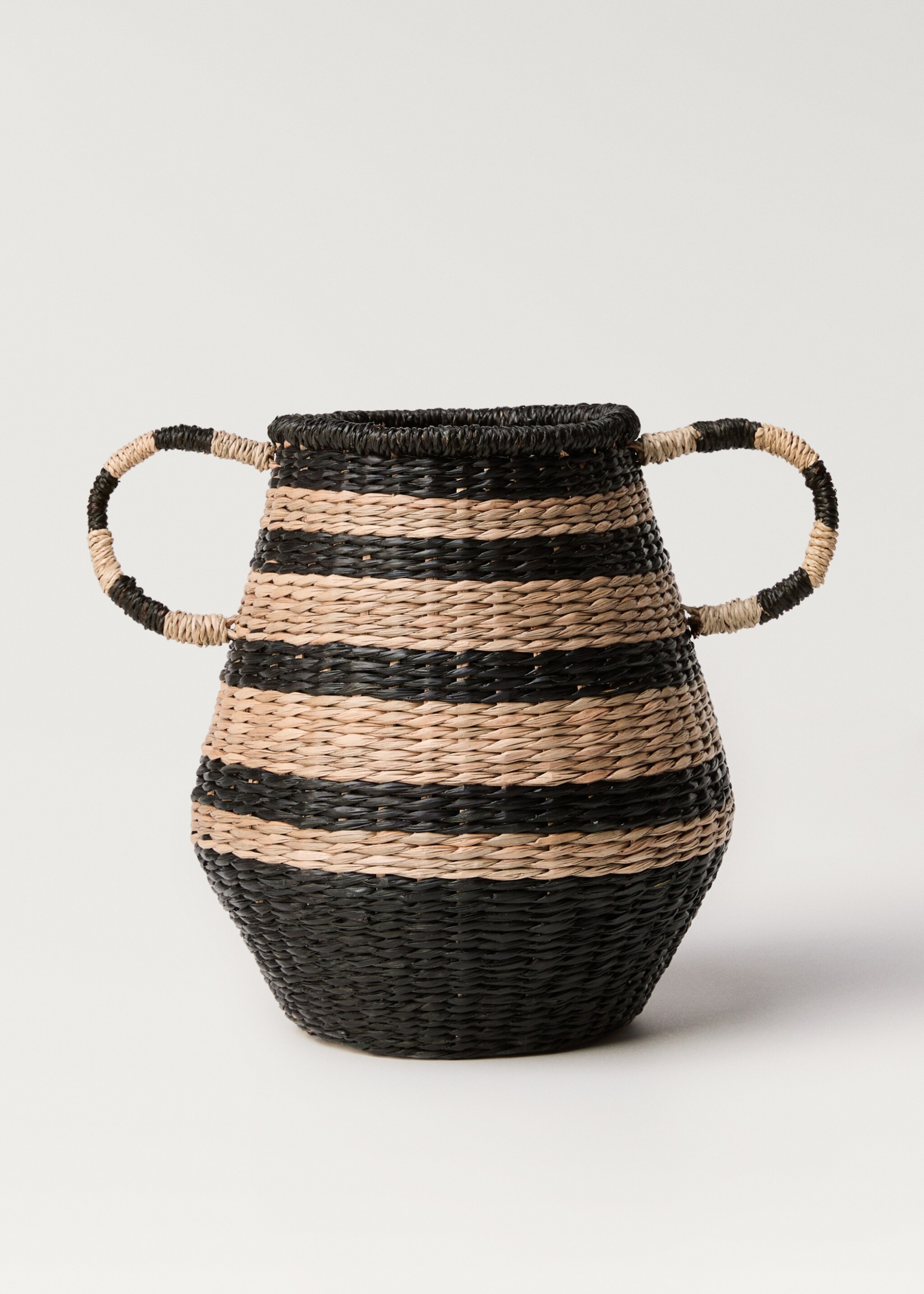 Natural fibre basket with stripe design - Article without model, Brown. Ref: 87002911-00.