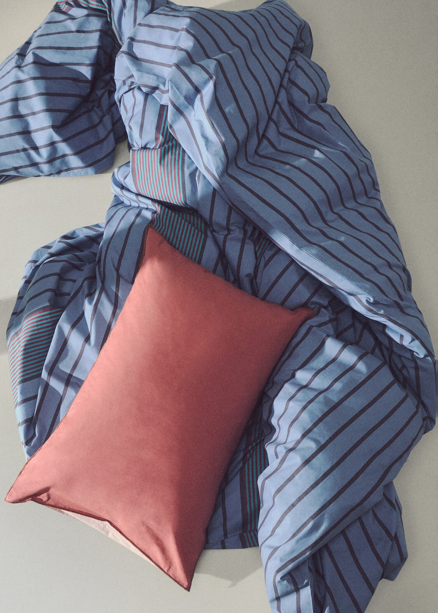 Percale cotton multi-striped duvet cover King bed - Details of the article 6