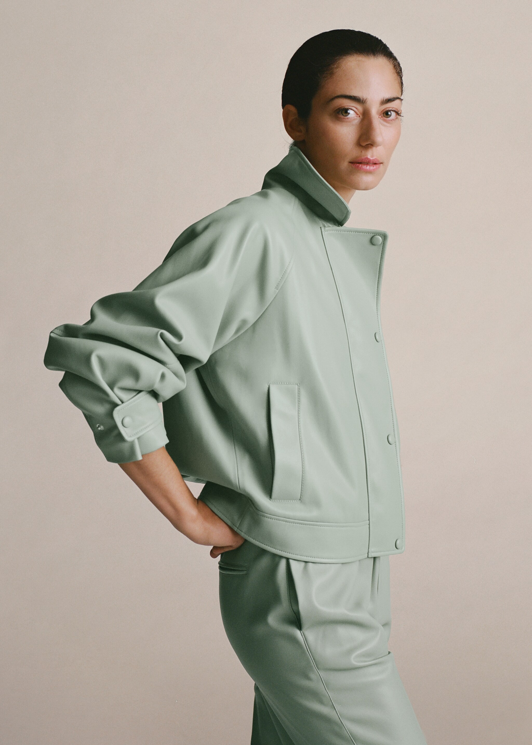 Chaqueta efecto piel abullonada - Detalle del artículo 5