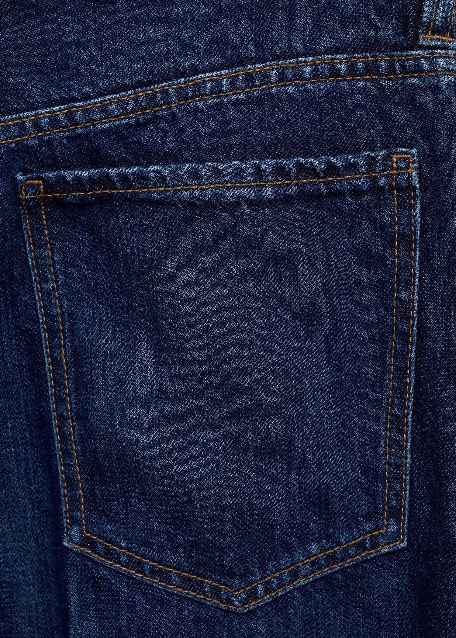 Wide-leg jeans with belt - Details of the article 0