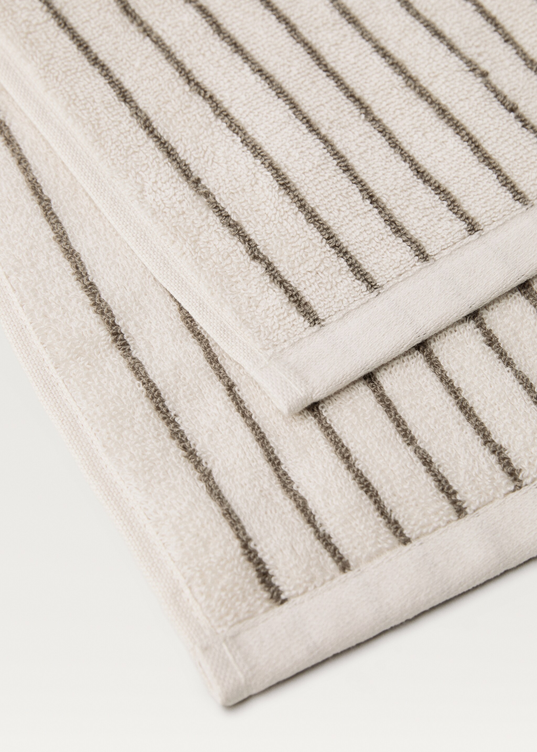 Two-tone striped guest towel - Details of the article 2, Beige. Ref: 87003321-00.