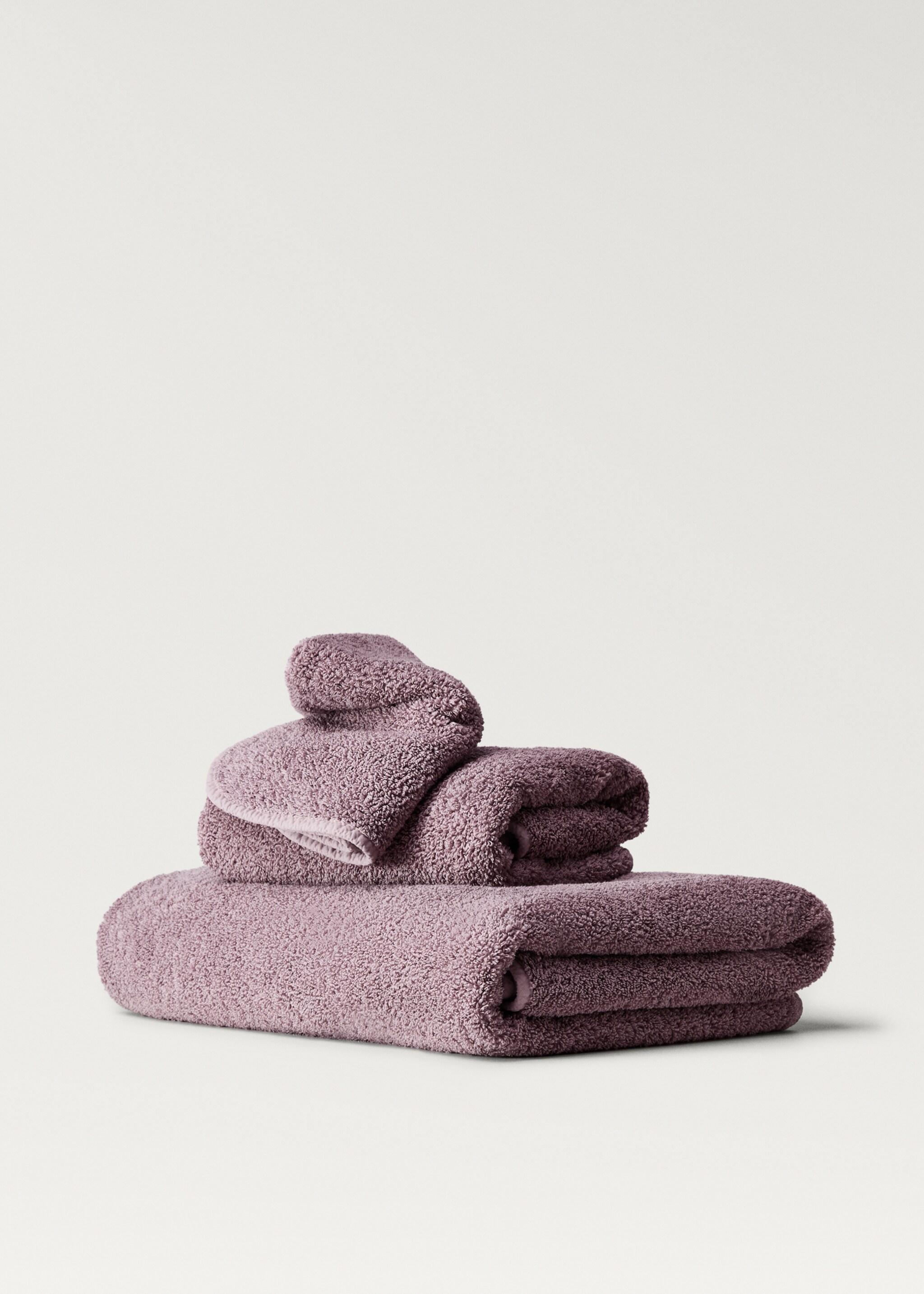Washbasin towel with dyed piece - Article without model, Plum. Ref: 87003331-00.
