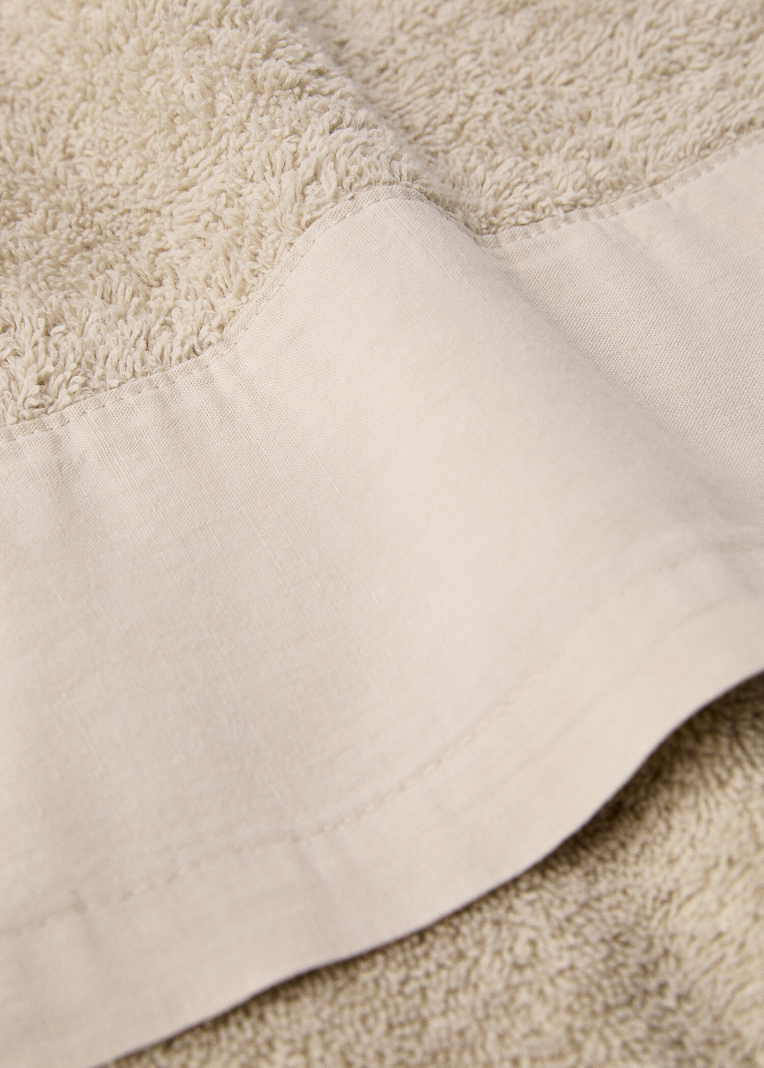 Hand towel with linen trim - Details of the article 2