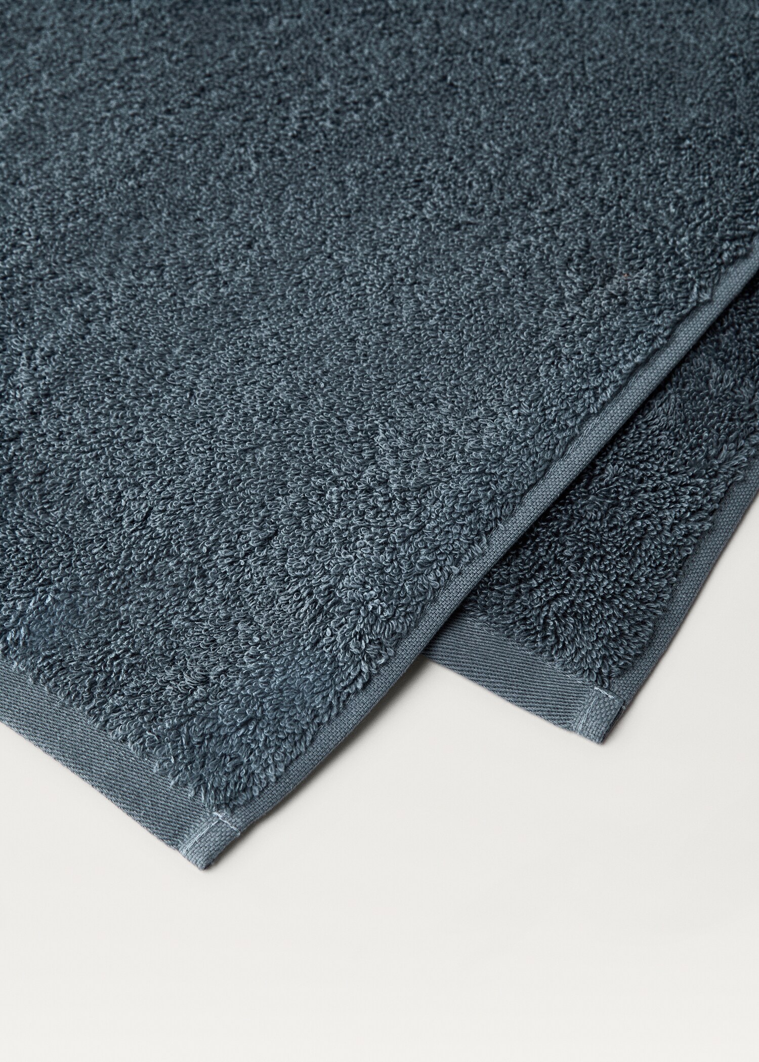 Soft cotton washbasin towel - Details of the article 1