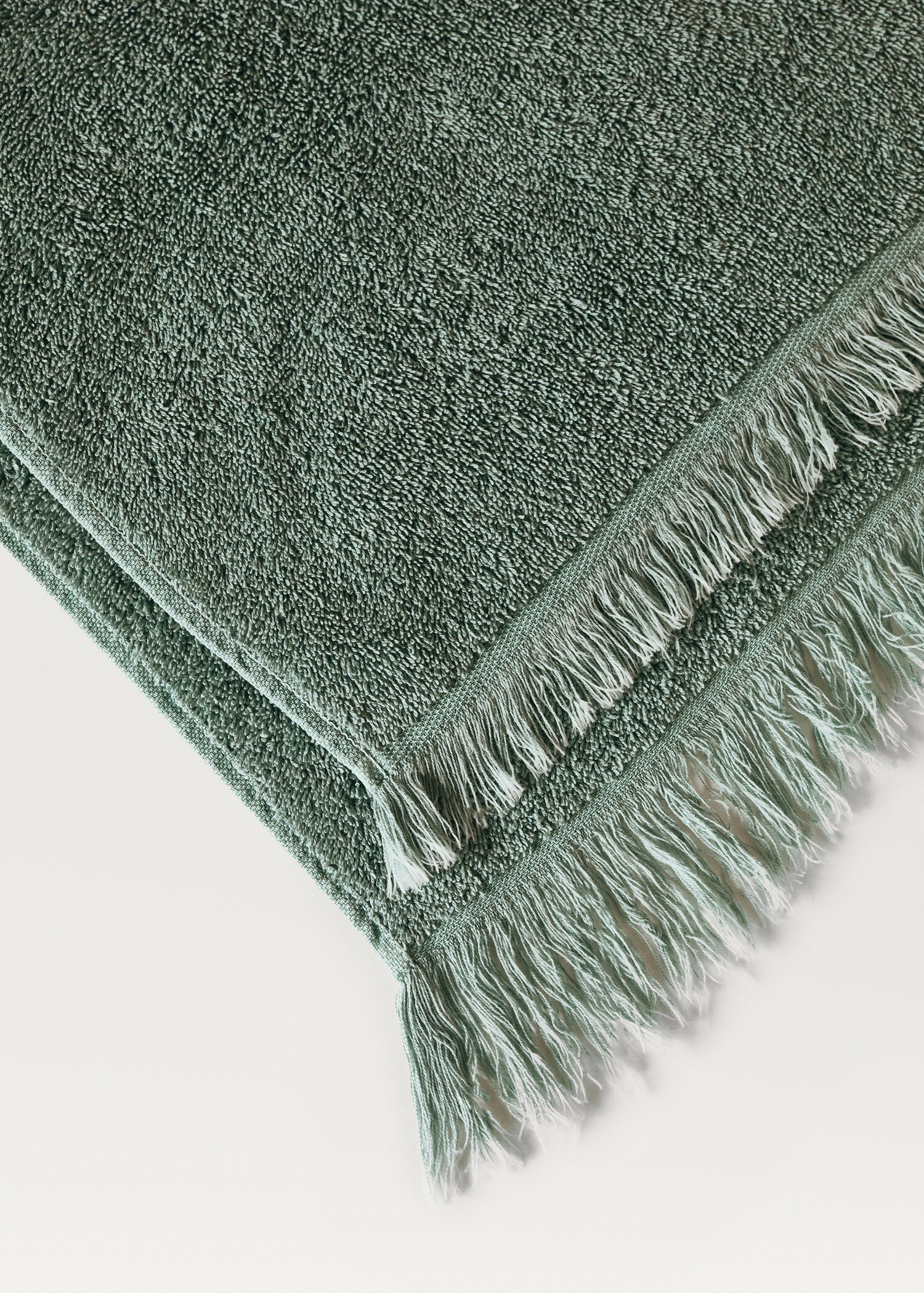 Organic cotton children's washbasin towel with fringes - Details of the article 1