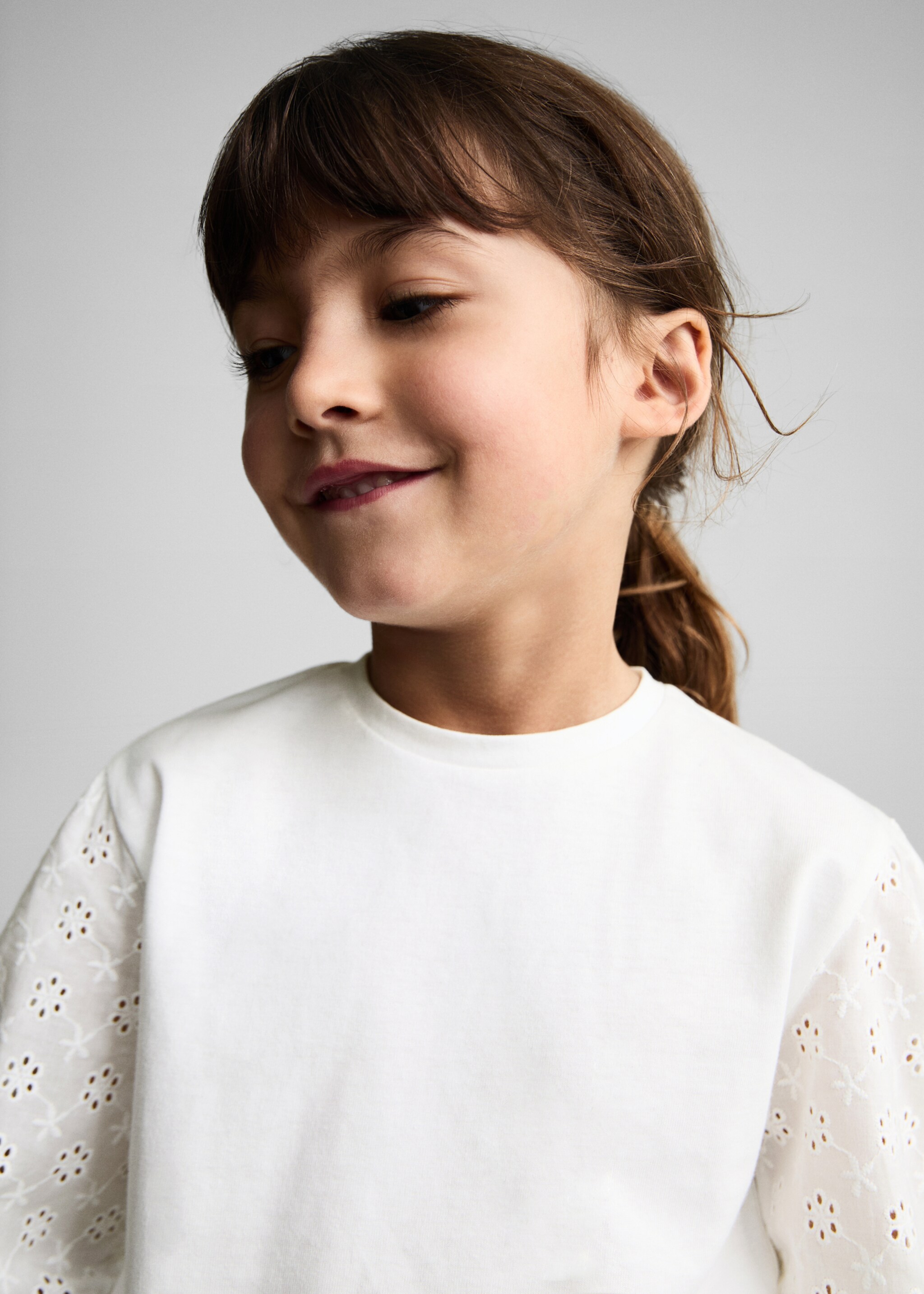 T-shirt brodé manches - Détail de l'article 1, Blanc cassé. Ref: 87003653-00.