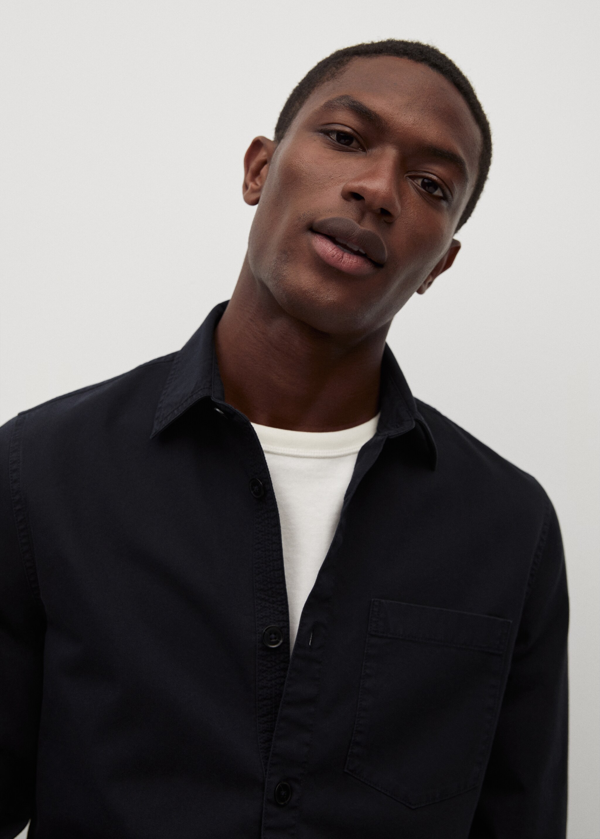 Sobrecamisa regular fit bolsillo - Detalle del artículo 1
