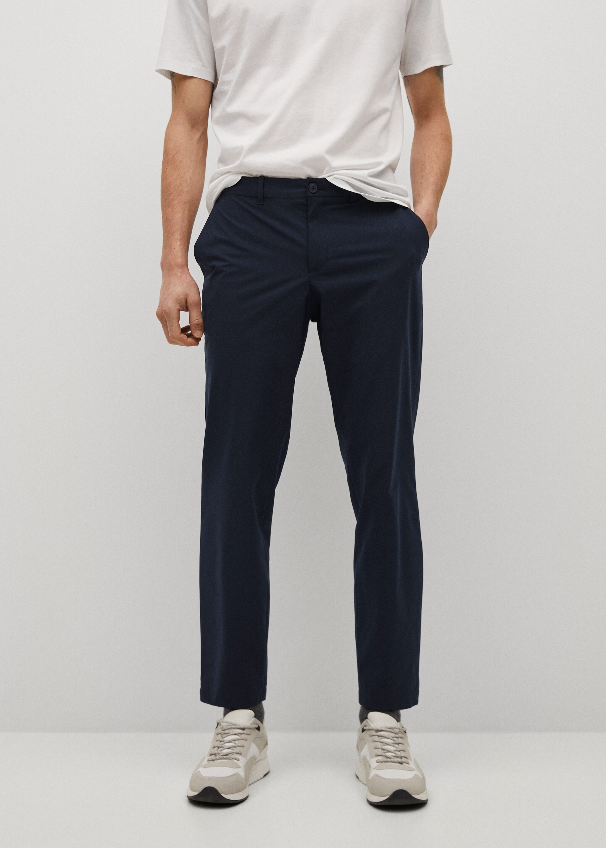 Pantalón slim fit empacable - Plano medio
