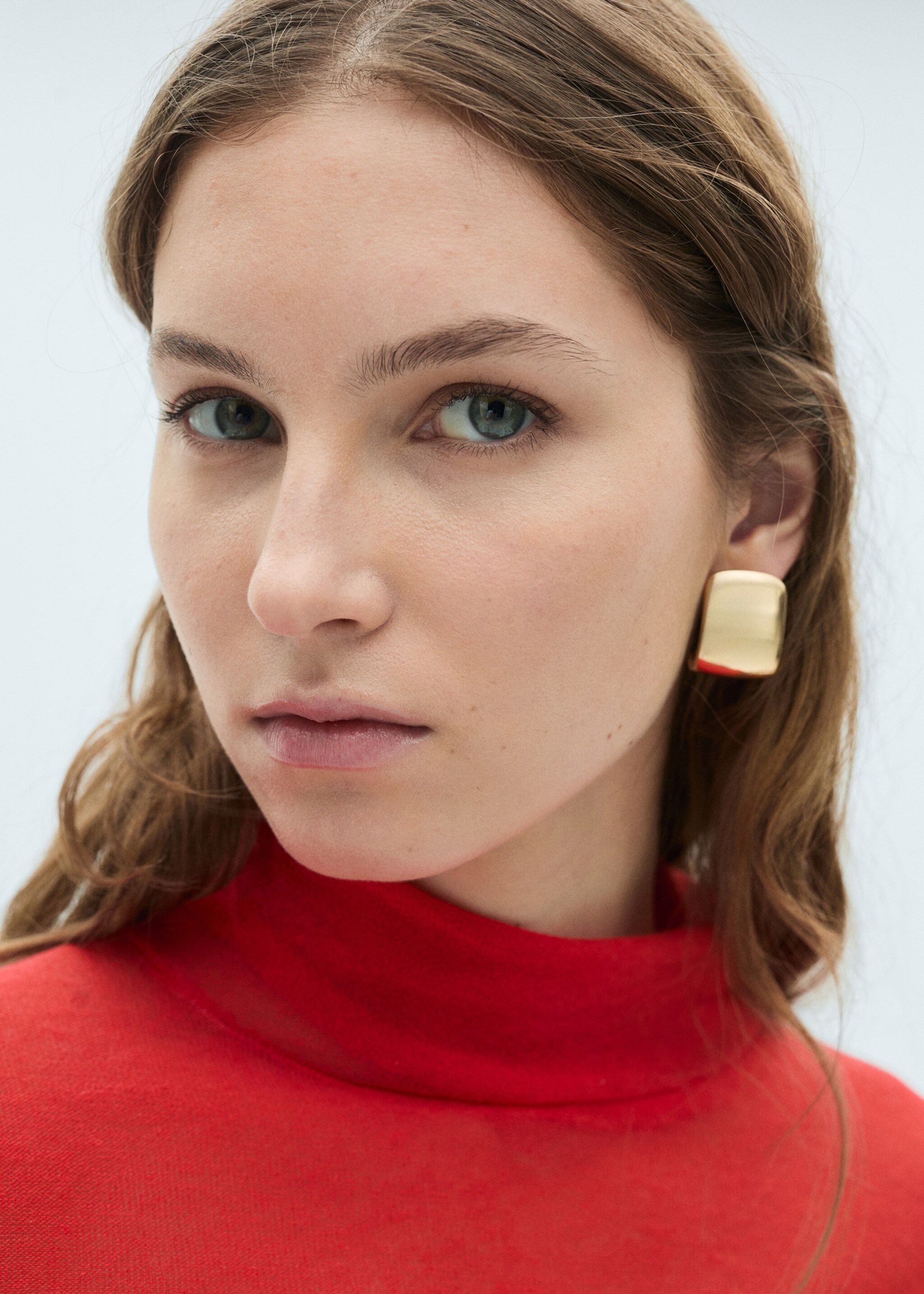 Semi-transparent turtleneck sweater - Details of the article 1, Red. Ref: 87004085-00.