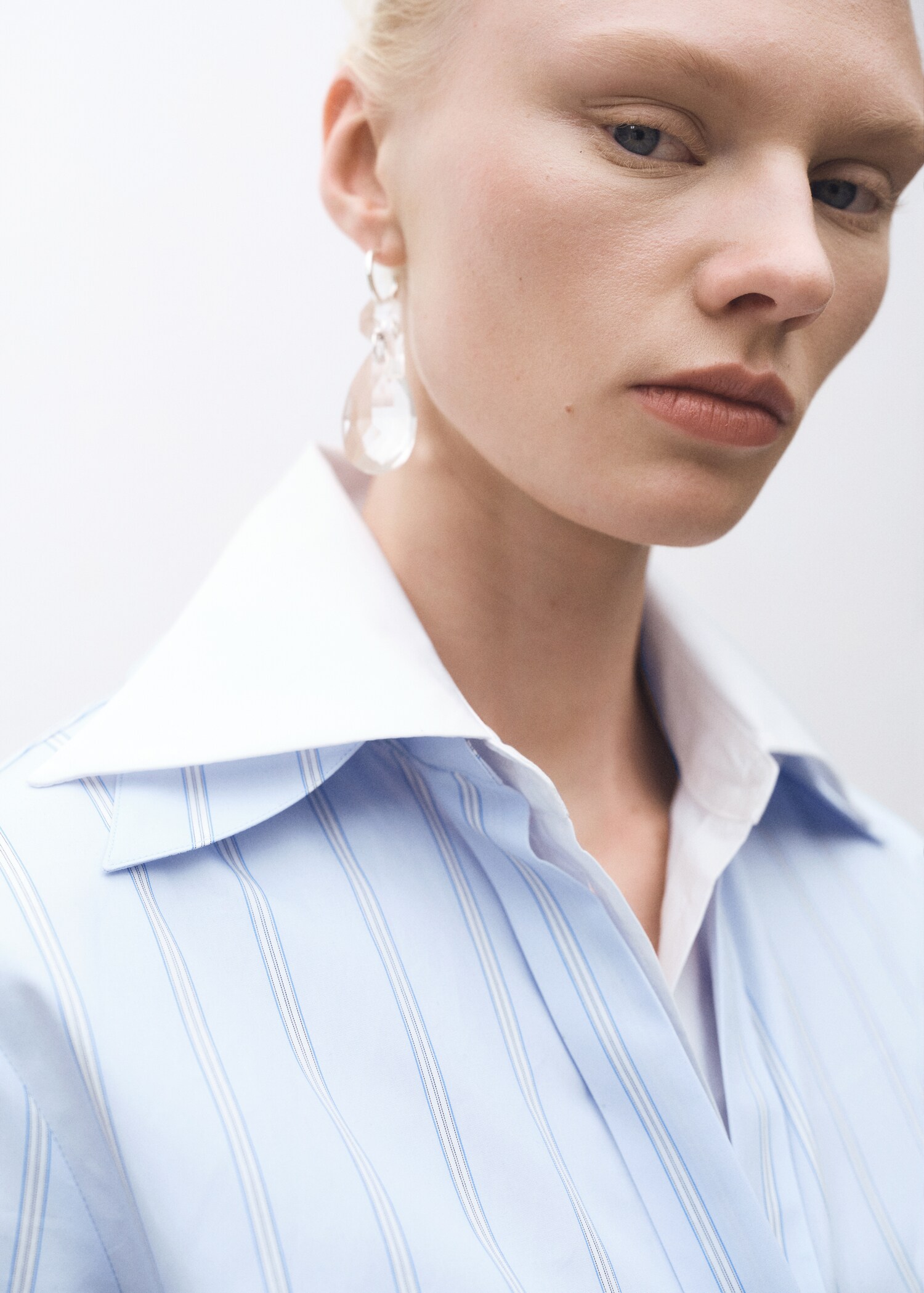 Regular striped cotton shirt - Details of the article 1