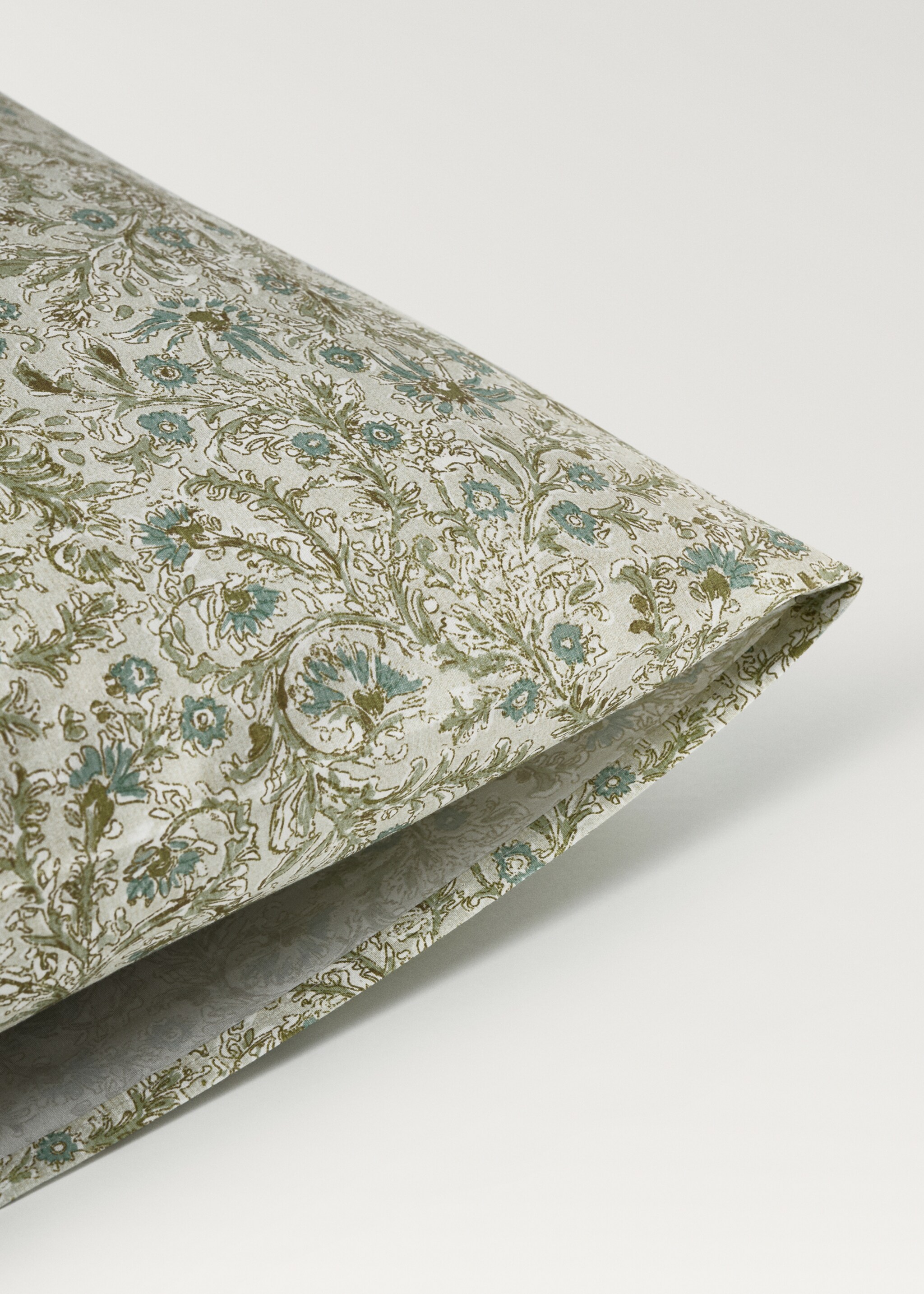 Cotton percale floral-print children's pillowcase 60x60 cm - Details of the article 1, Forest Green. Ref: 87004097-00.