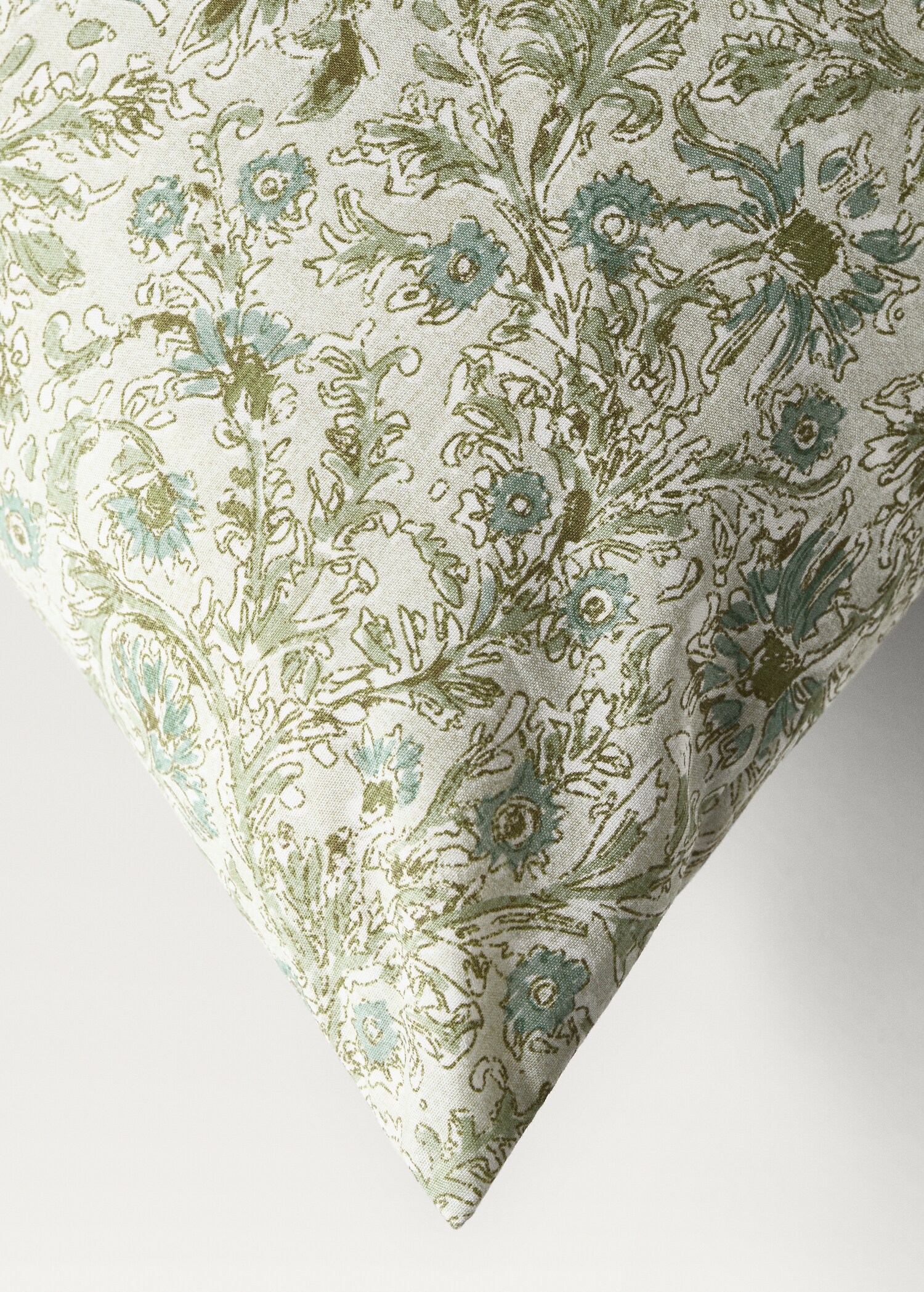 Cotton percale floral-print children's pillowcase 60x60 cm - Details of the article 3