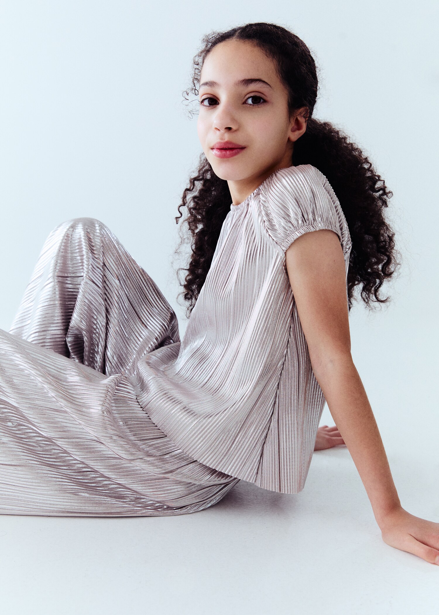 Metallic pleated shirt - Details of the article 5