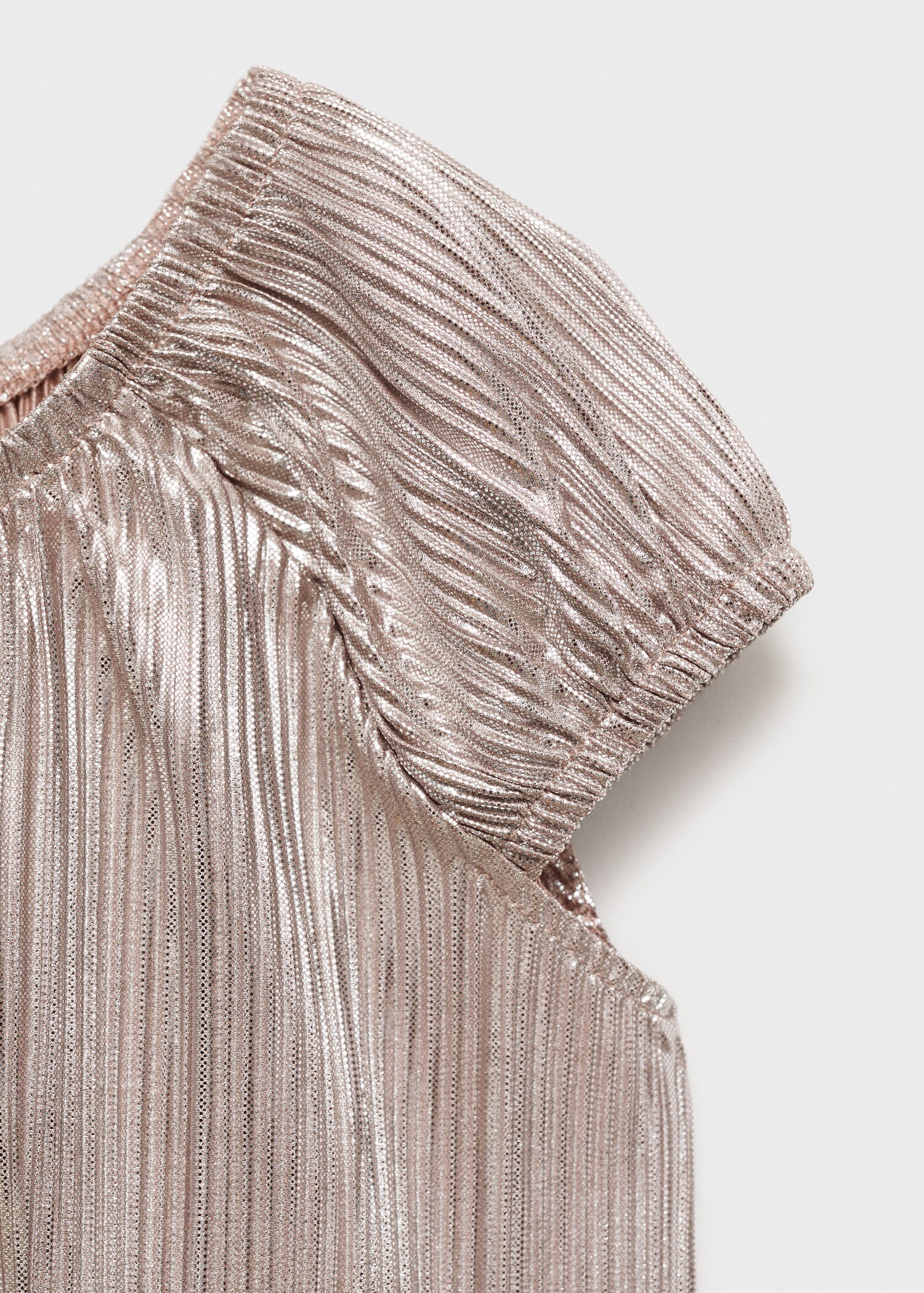 Metallic pleated shirt - Details of the article 8