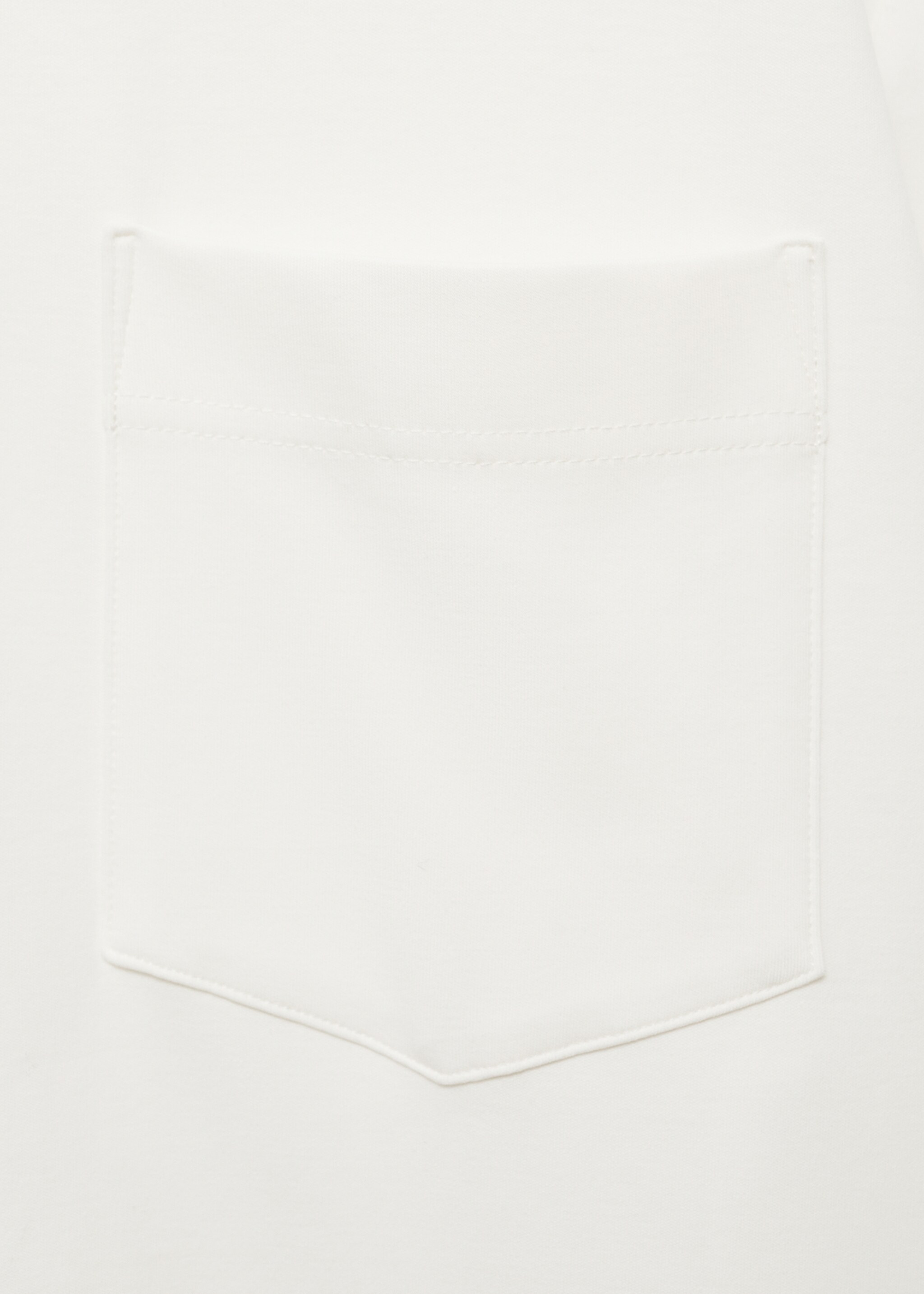 T-shirt oversize poche - Détail de l'article 8, Blanc cassé. Ref: 87004407-00.