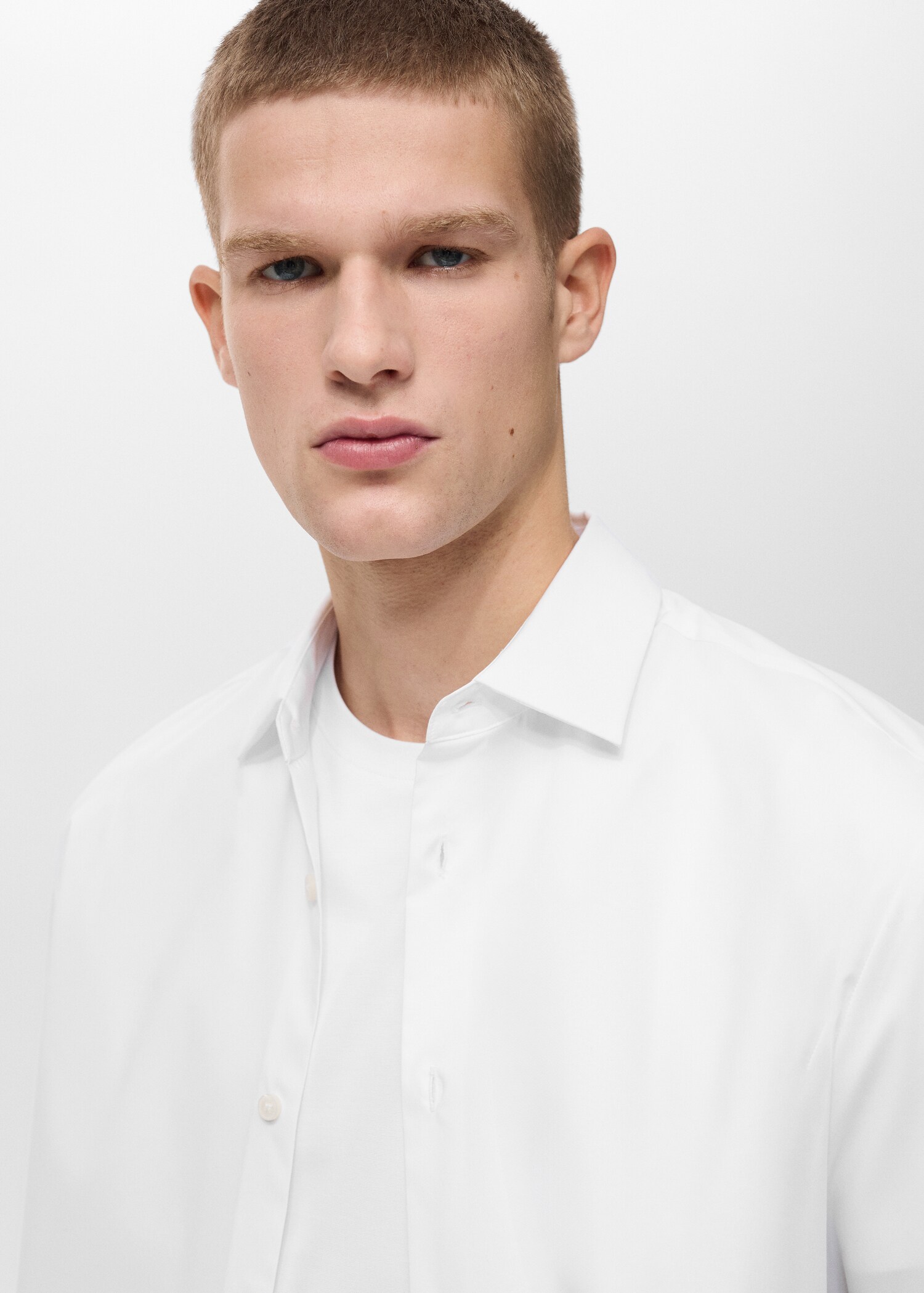 Comfort stretch non-iron shirt - Details of the article 1