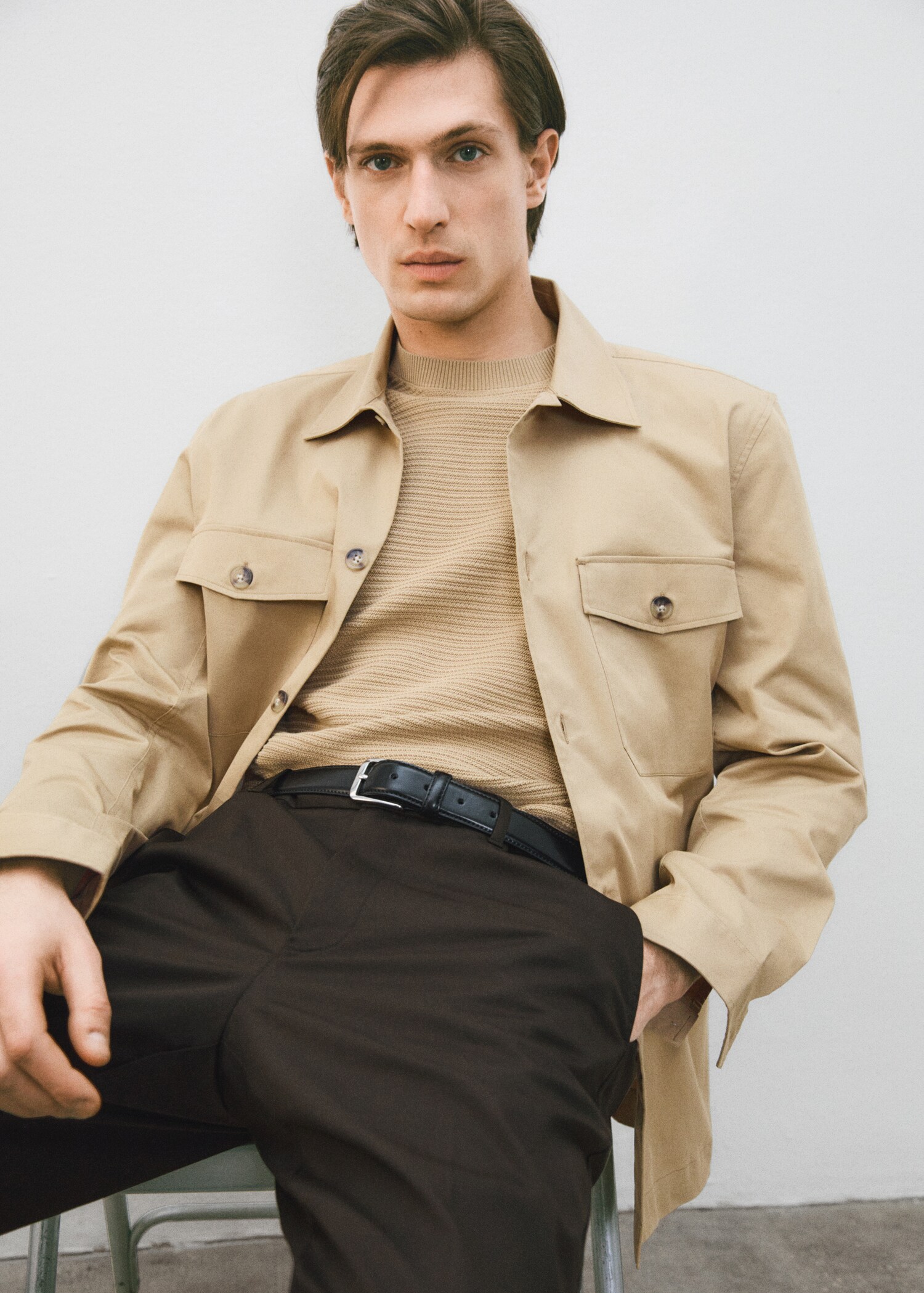 Regular-fit cotton overshirt with pockets - Details of the article 3