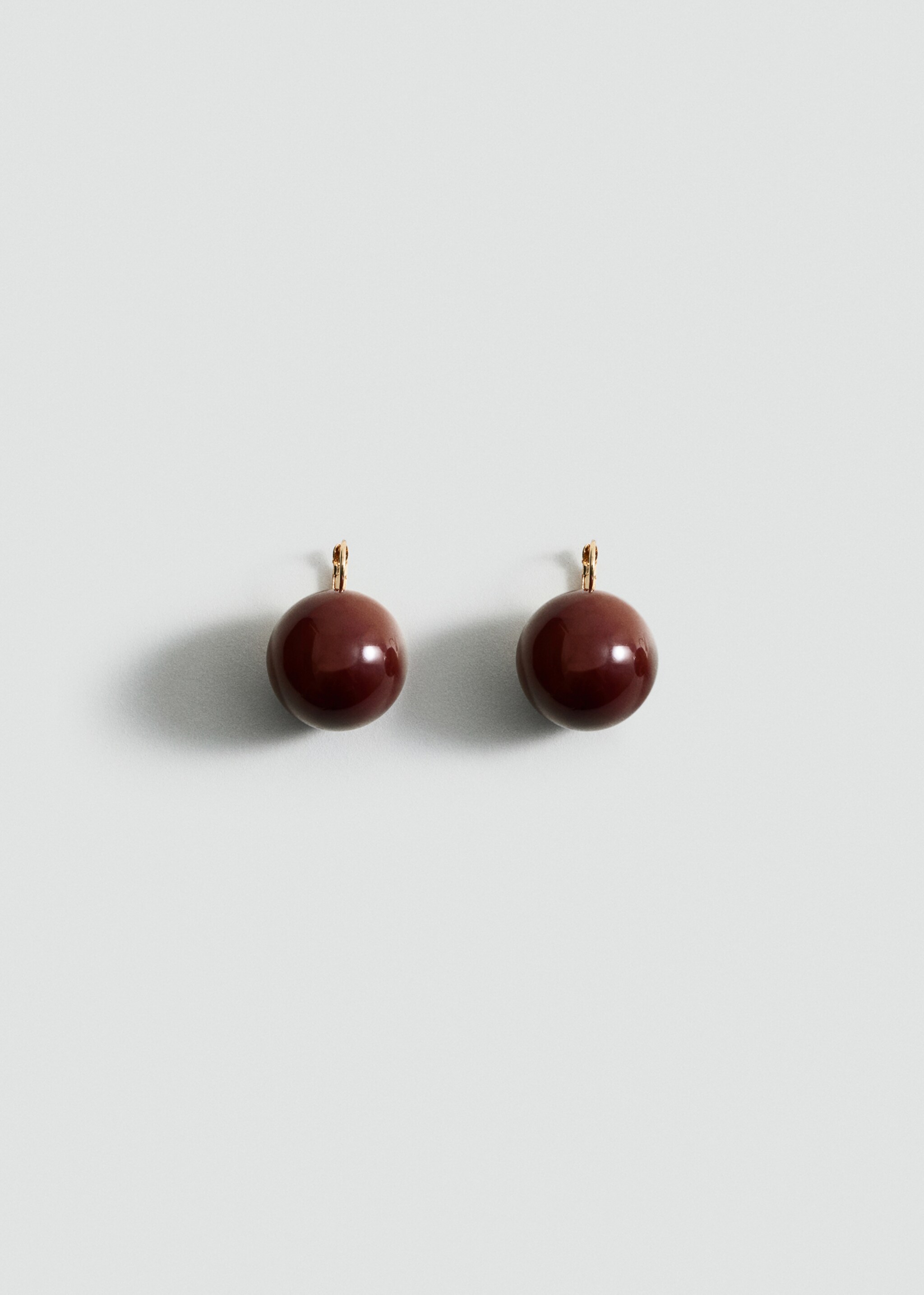 Resin ball earrings - Article without model, Caramel. Ref: 87004420-00.