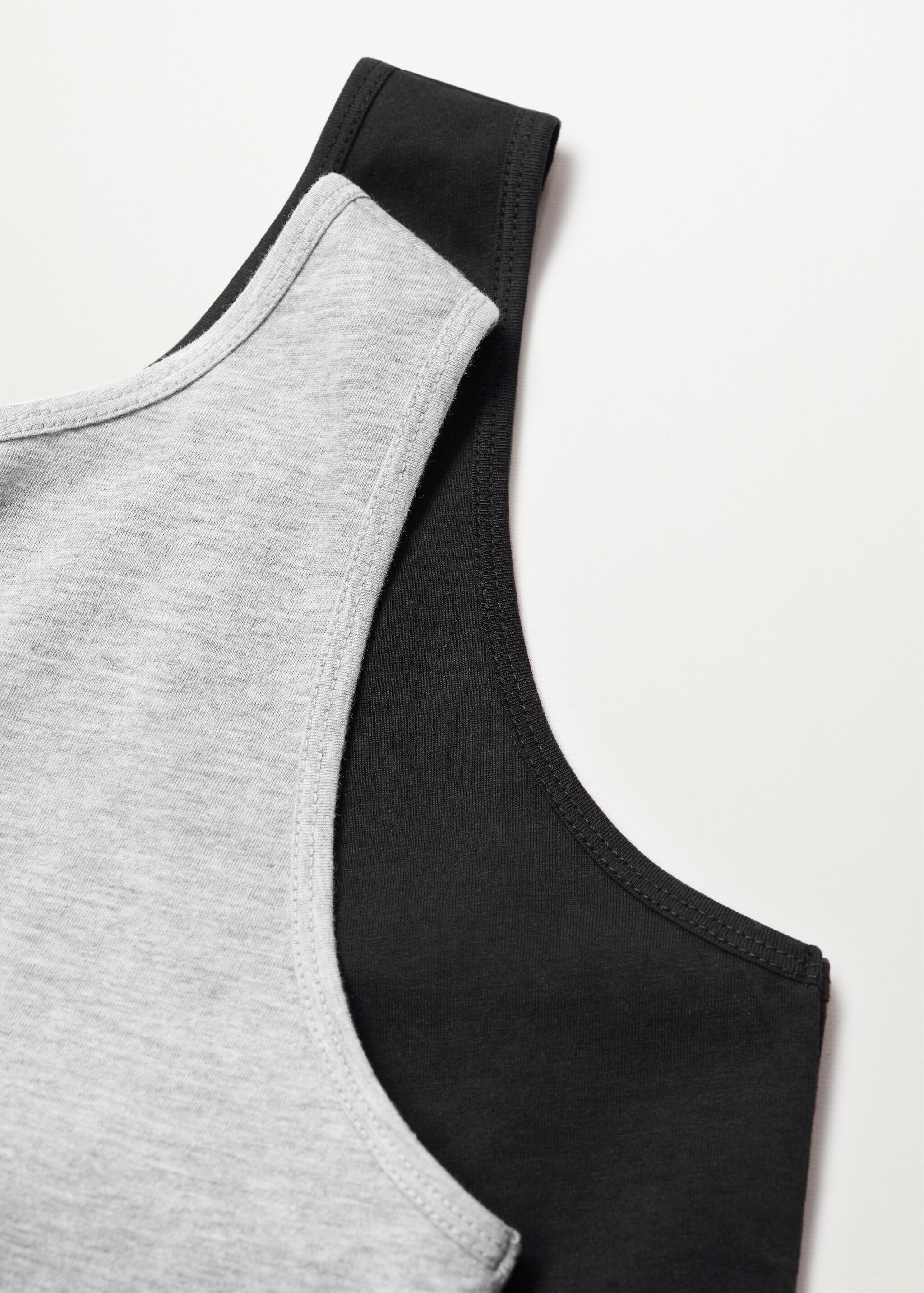 Camiseta abertura espalda - Detalle del artículo 8