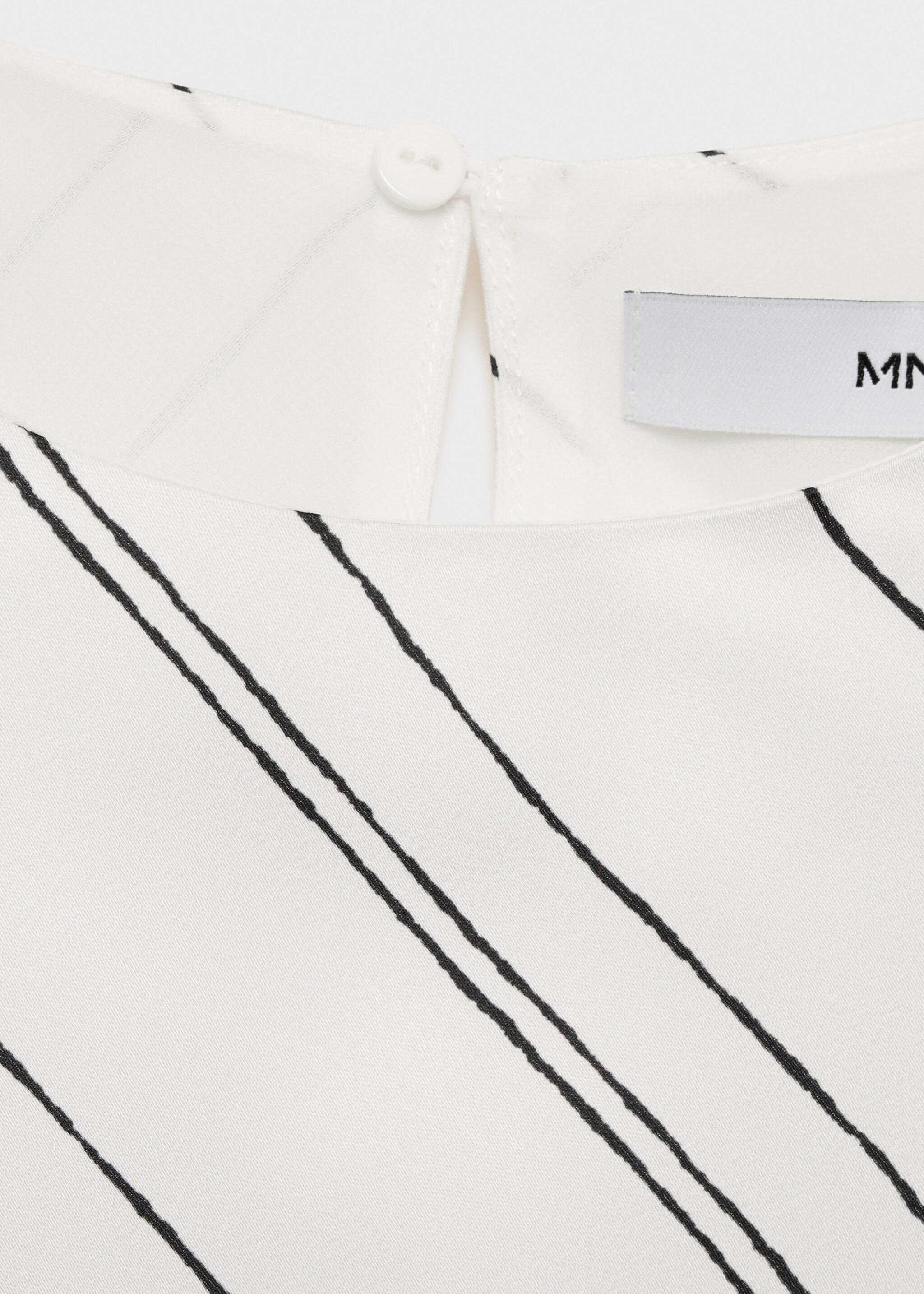 Vestit ratlles setinat - Detall de l'article 0, Blanc. Ref: 87004782-00.