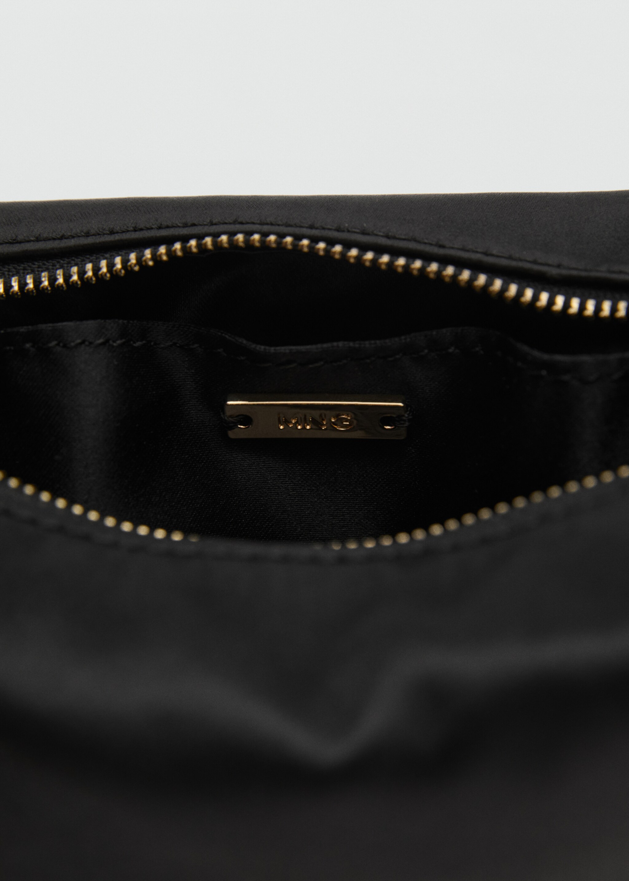 Satin handbag - Details of the article 2, Black. Ref: 87005748-00.
