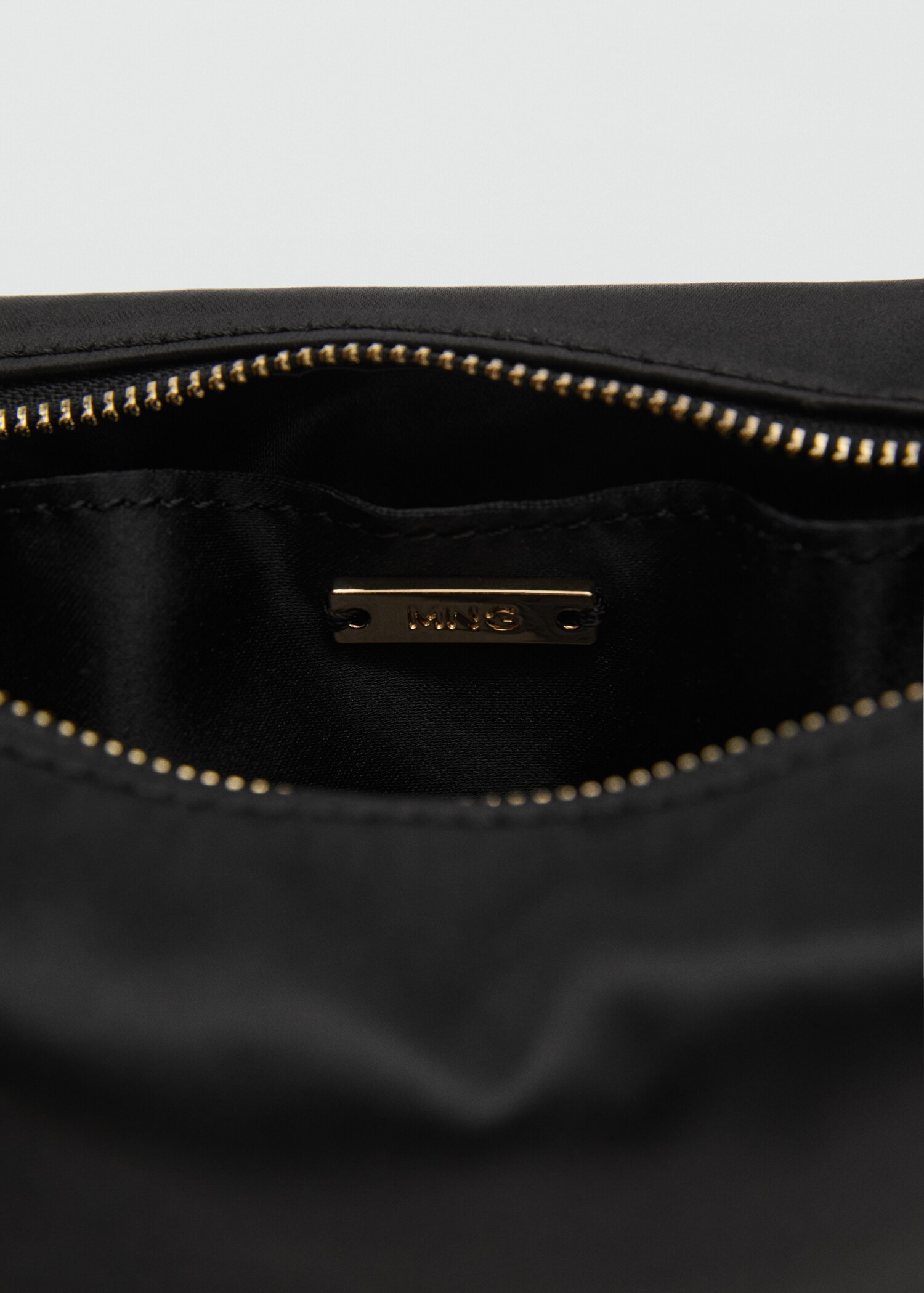 Satin handbag - Details of the article 2