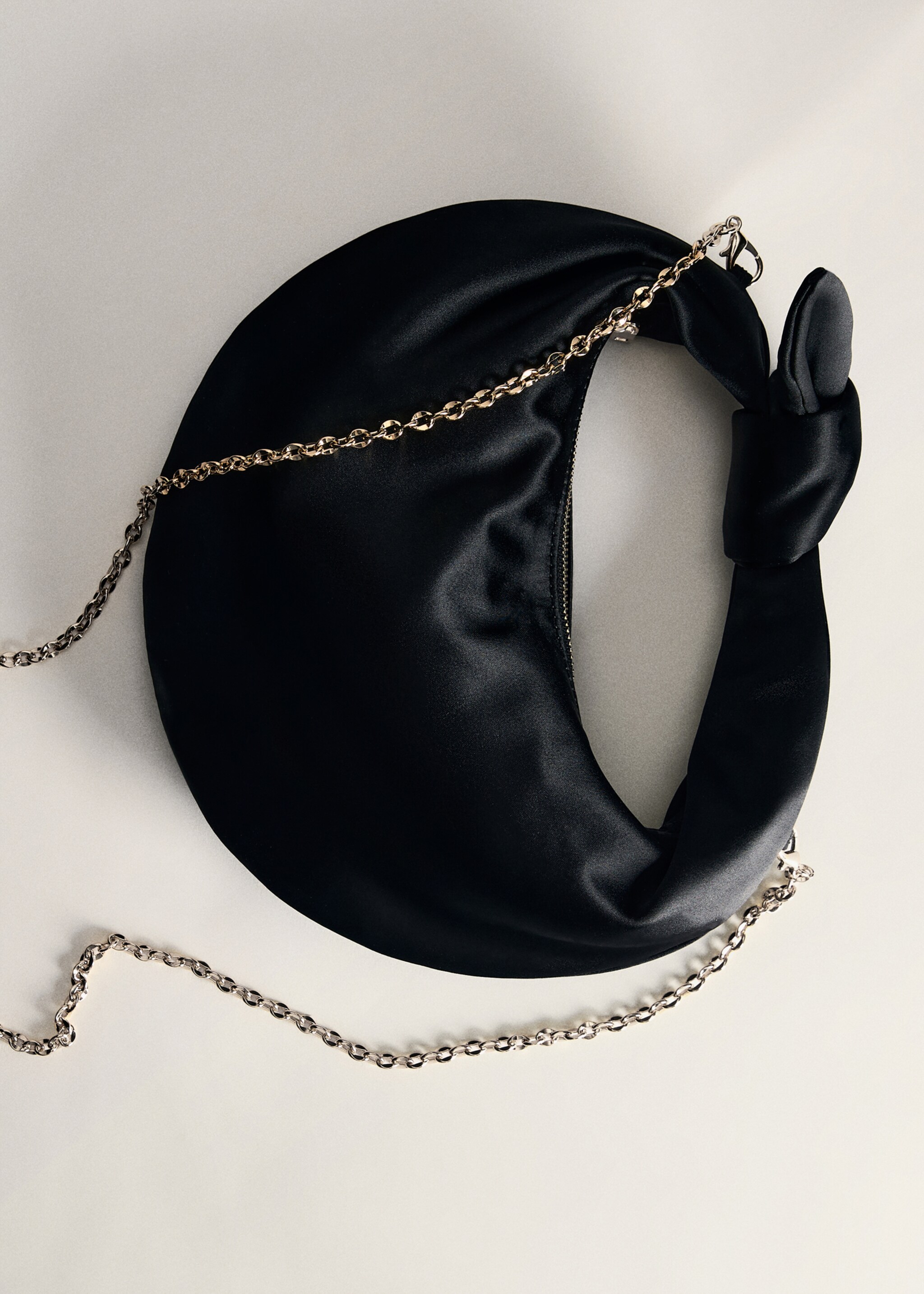 Satin handbag - Details of the article 5, Black. Ref: 87005748-00.