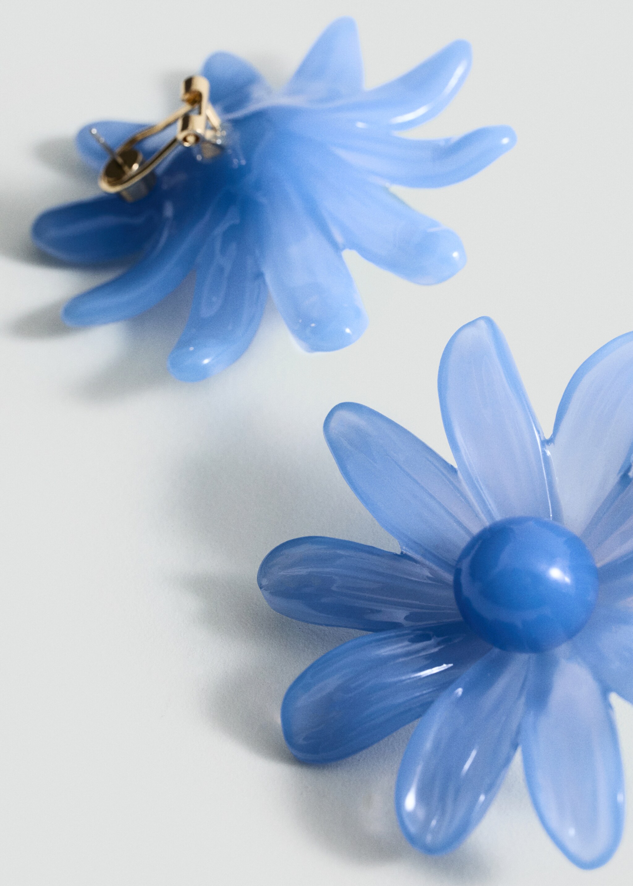Pendientes diseño flor - Plano medio, Azul. Ref: 87005962-00.